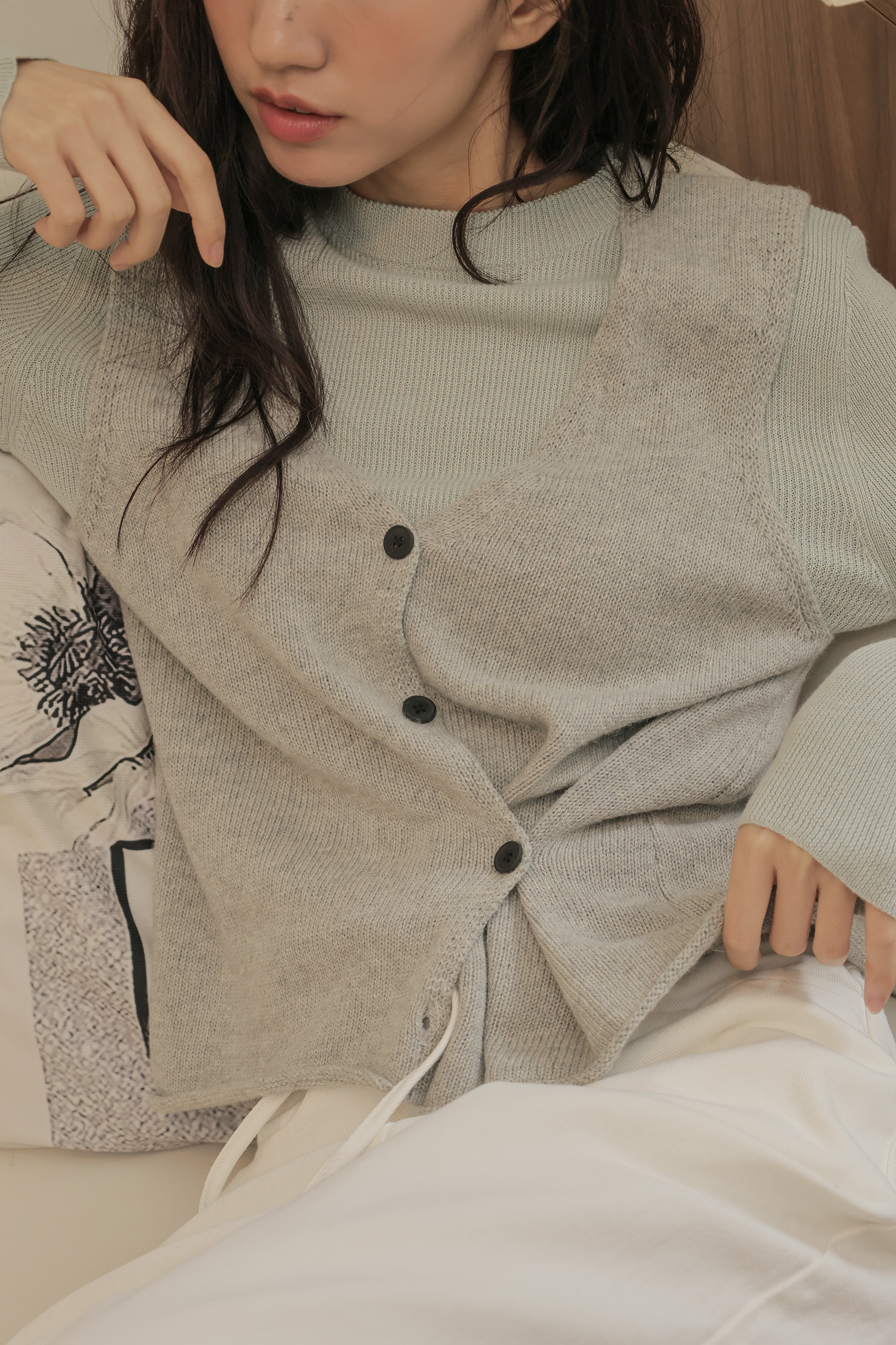 OH！HER 純色舒膚針織背心  （50%羊毛）