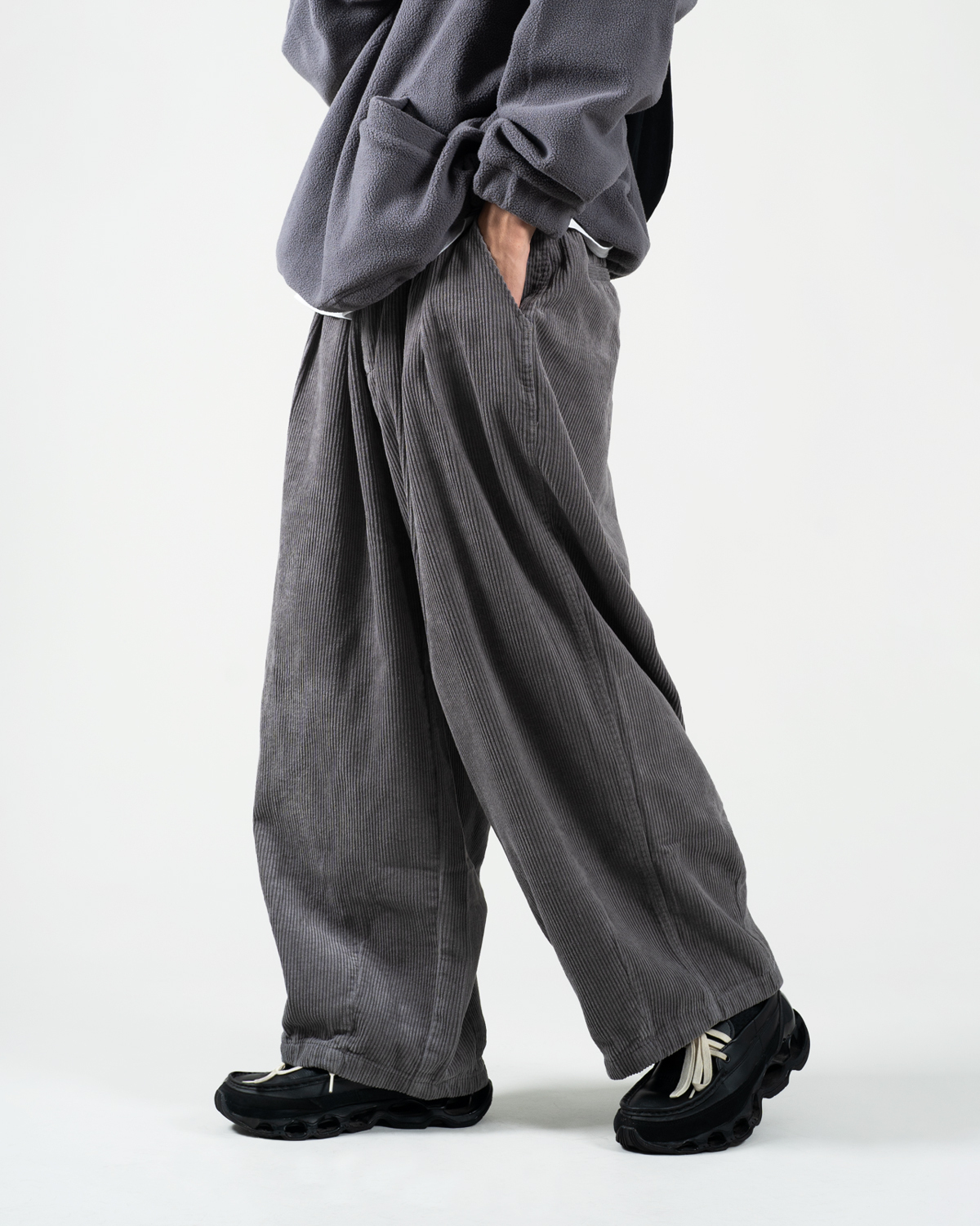 OurPick Corduroy Baggy Pants 燈芯絨落地寬褲 2色