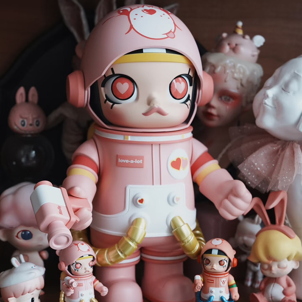 POP MART 泡泡瑪特MEGA SPACE MOLLY 400+100% 多愛熊LOVE A LOT