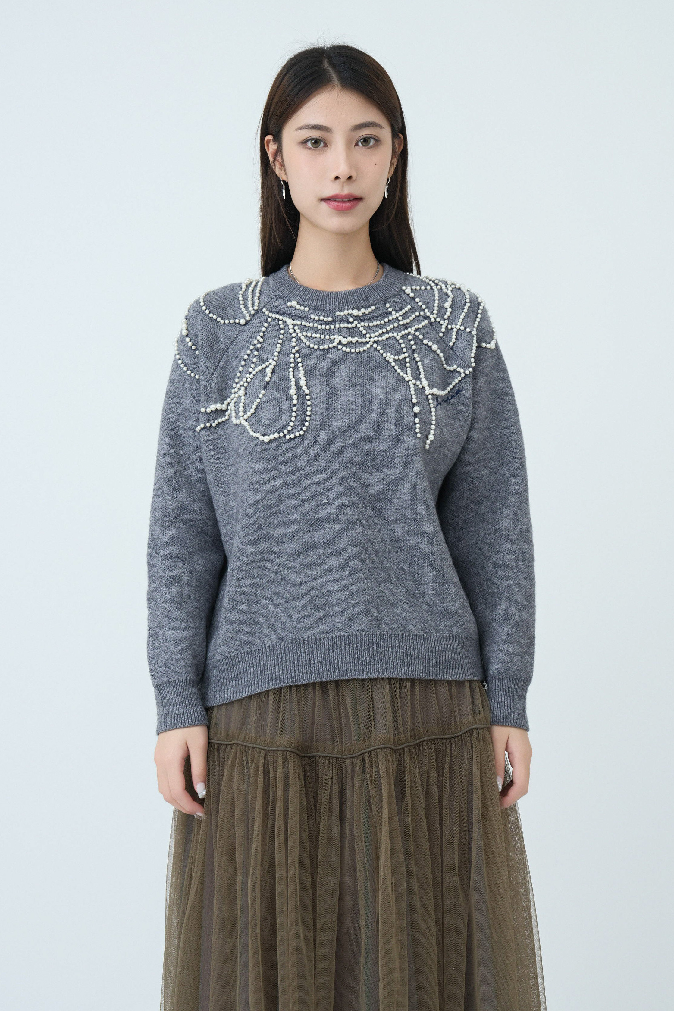 不規則釘珠領冷衫 (現貨款式）