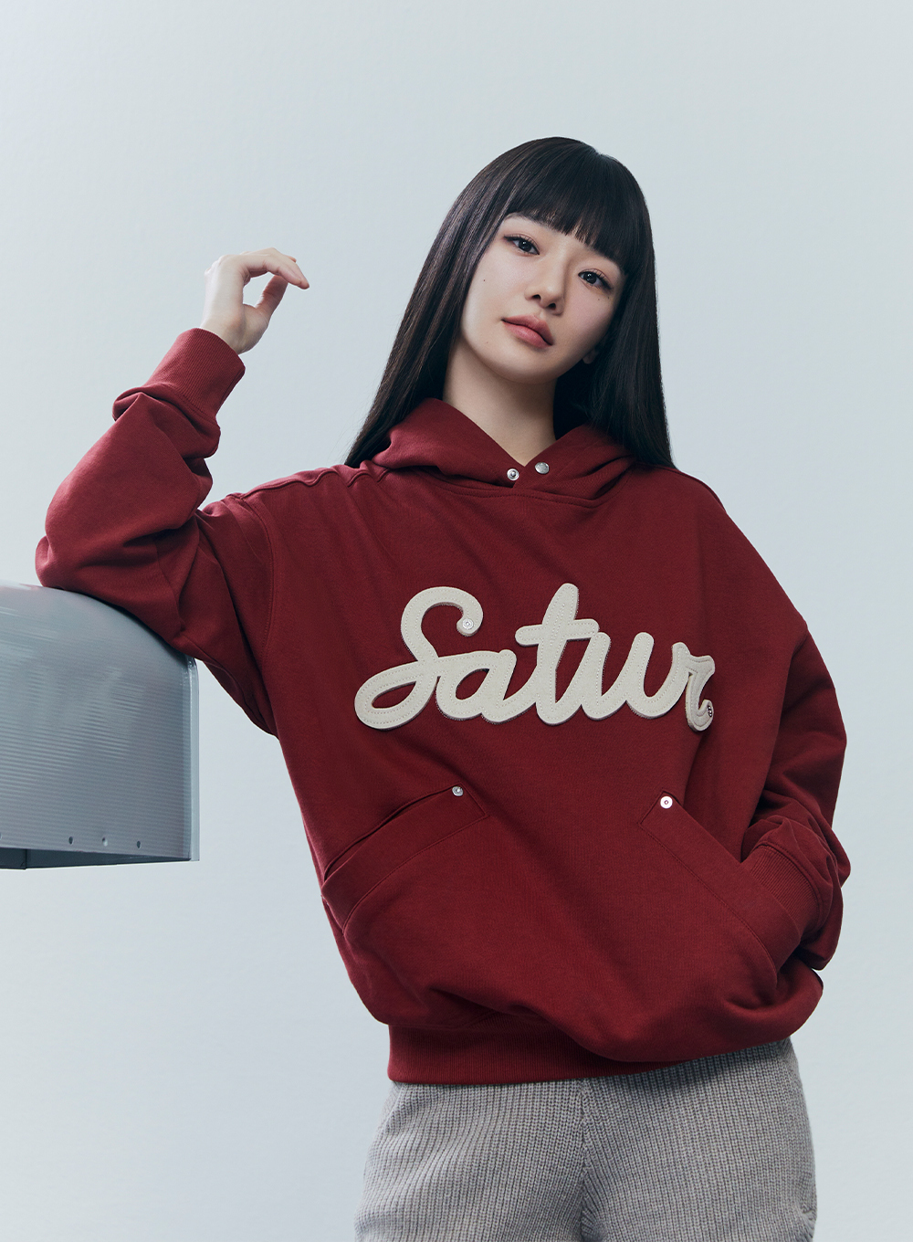 <韓國代購> SATUR APPLIQUE RIVET HOODIE
