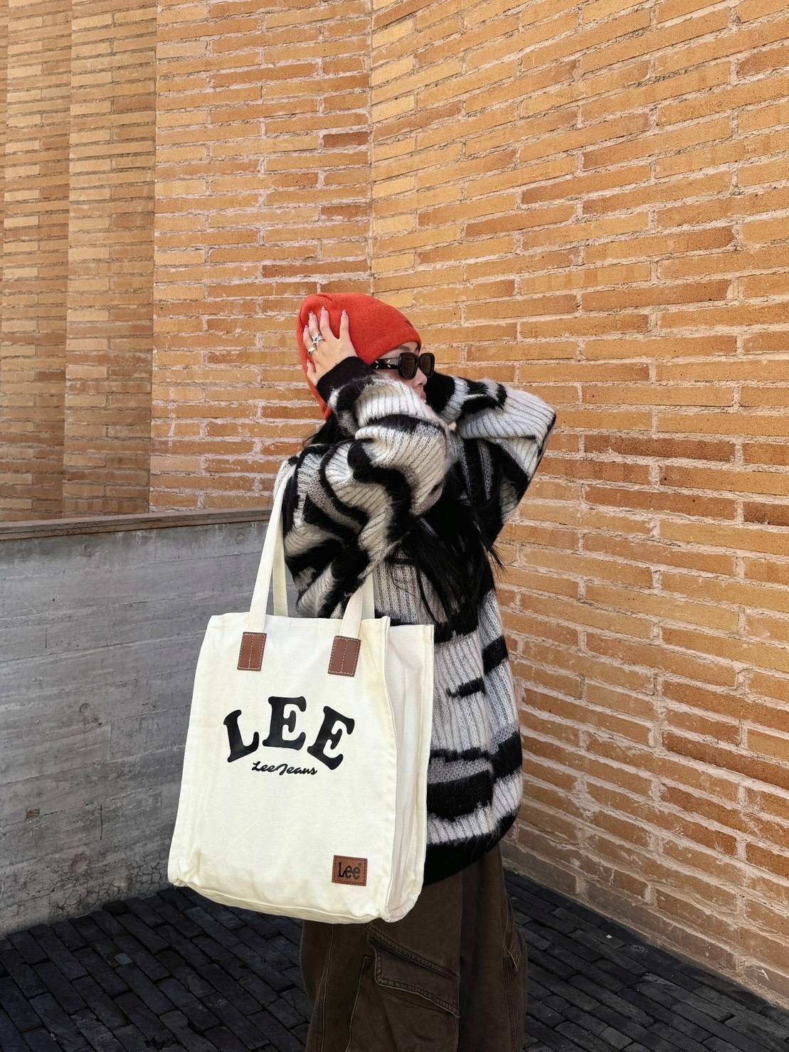 【預購】LEE 大容量 撞色帆布包 米白 LE240073M