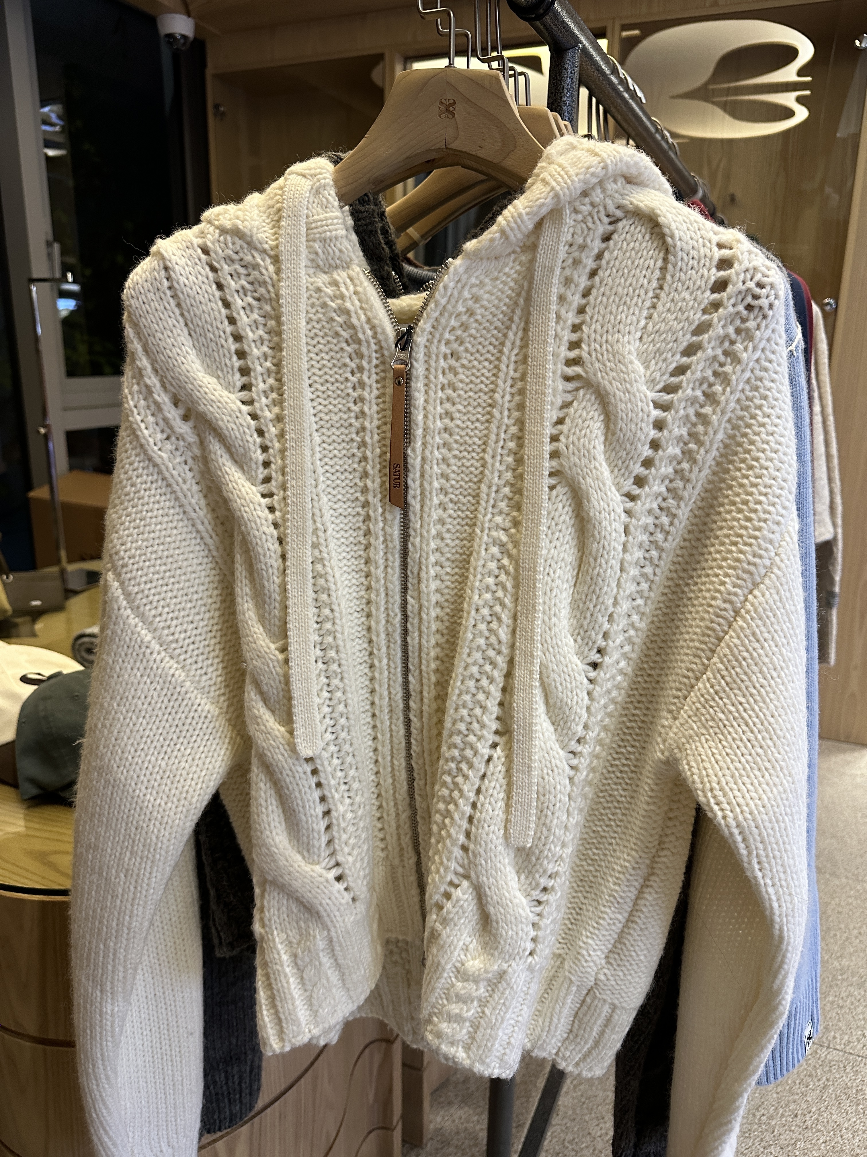 <韓國代購> SATUR WOOOVING CABLE HOODED ZIP-UP