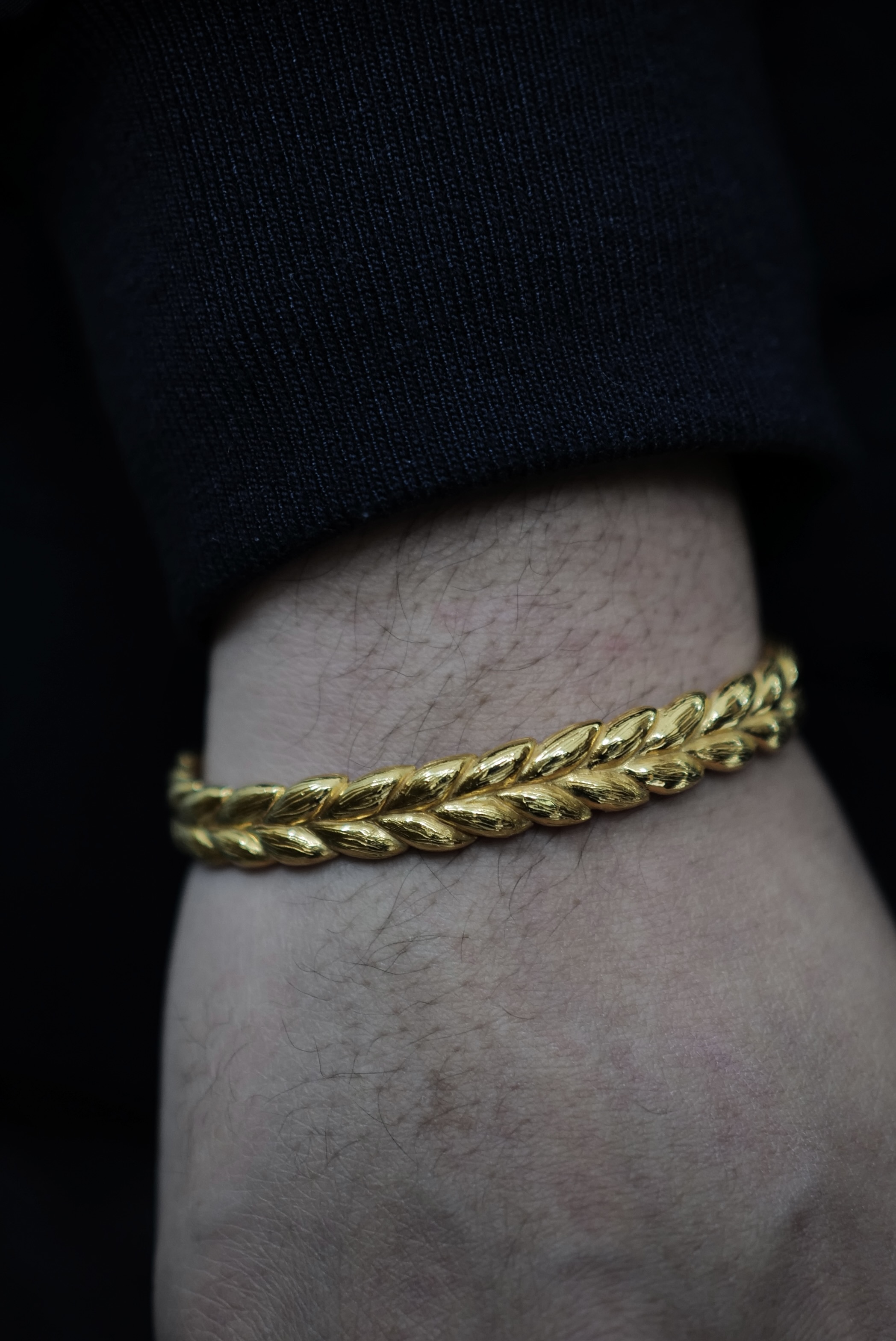WHEAT TEXTURE OPTION OF BANGLE GOLD COAT