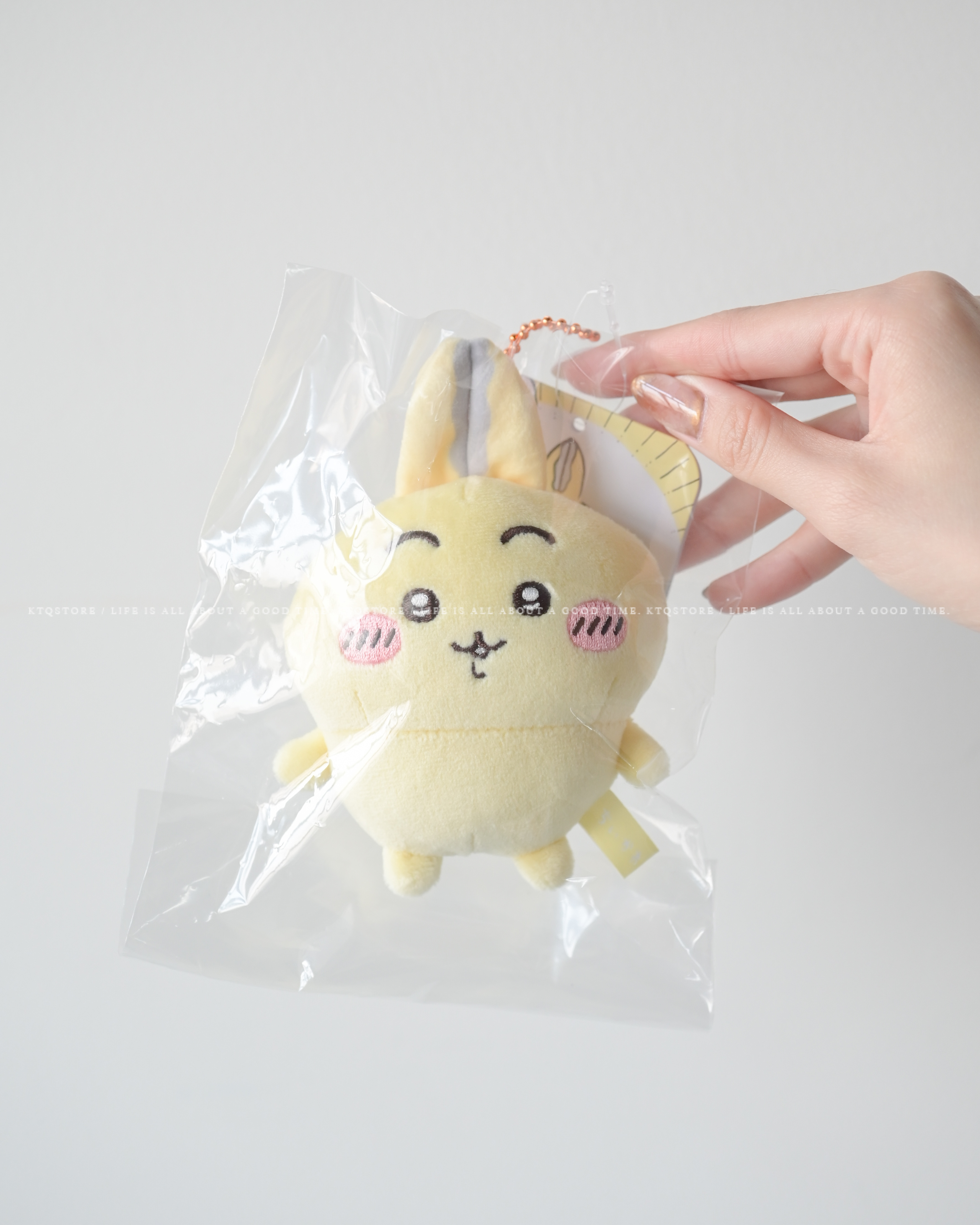 KTQ STORE ‧ 日本 Chiikawa 吉伊卡哇 平行世界 吊飾 娃娃 側背包