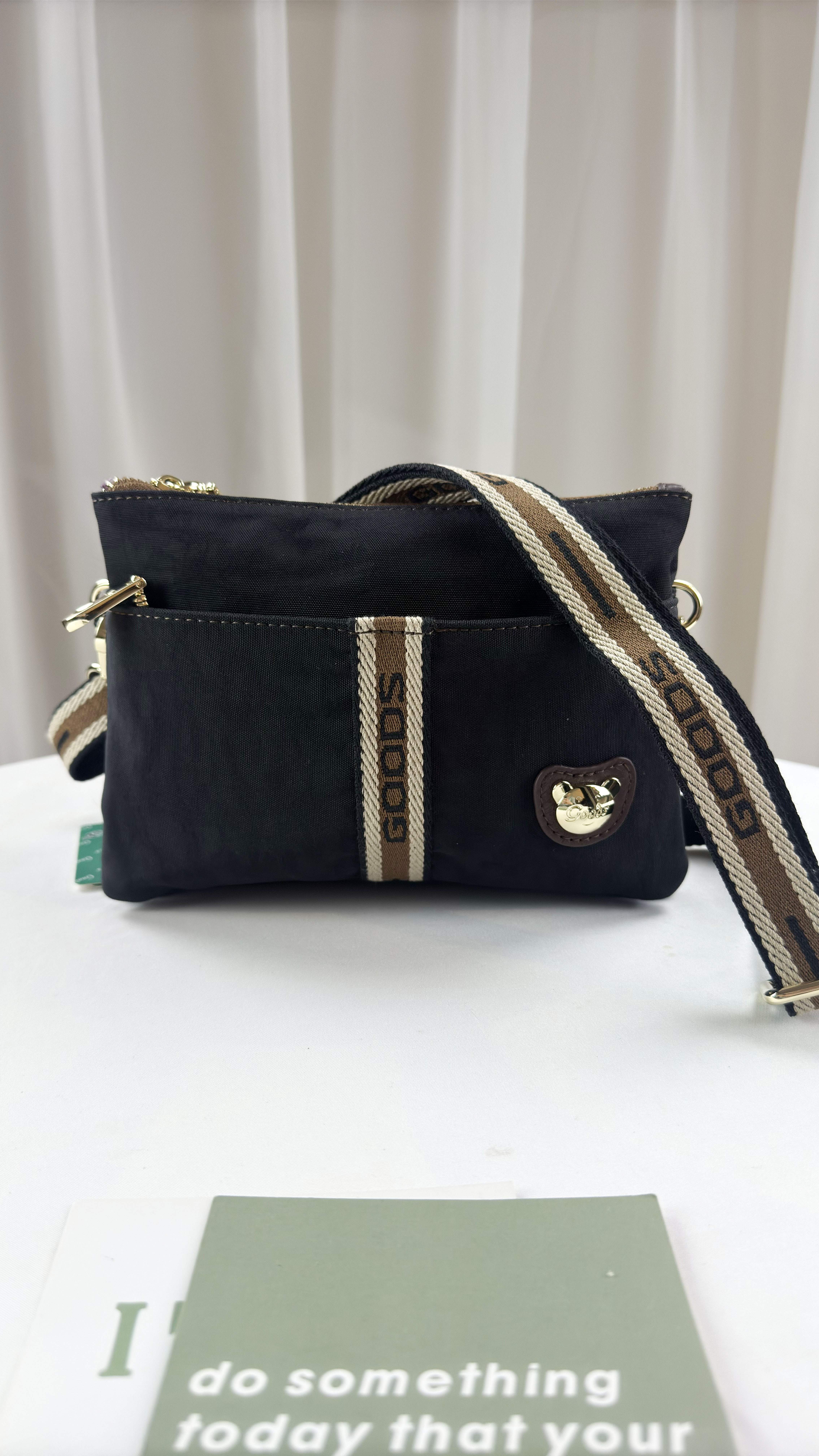 GOODS 卡其織帶防潑水側背包  #2835