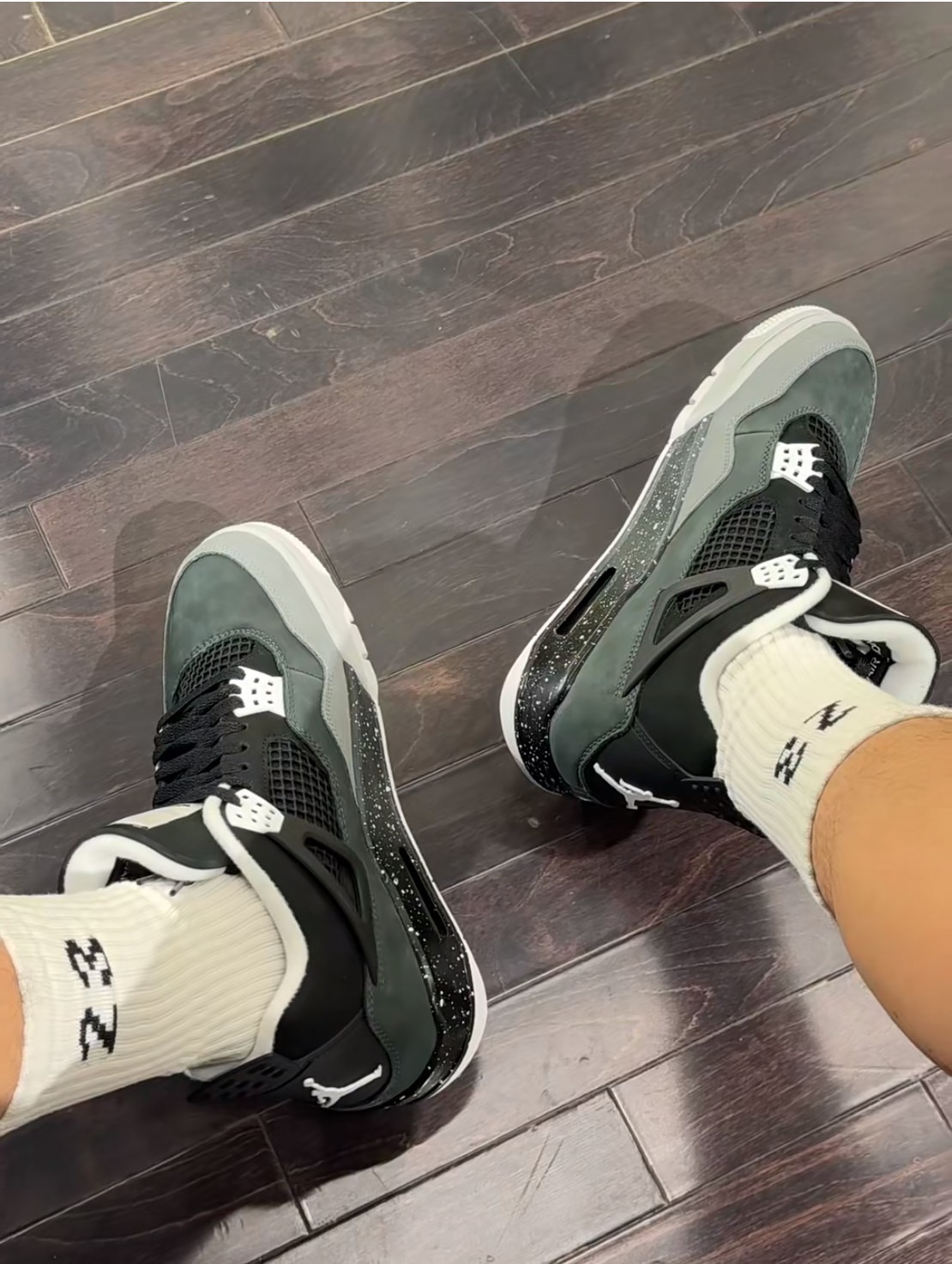 Air Jordan 4 "Fear" 2024 恐懼 黑白  男女同款 FQ8138-002