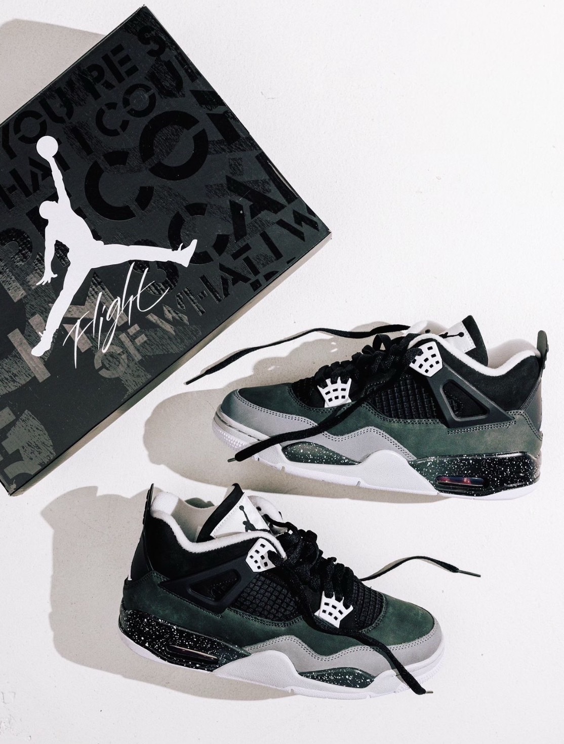 Air Jordan 4 "Fear" 2024 恐懼 黑白  男女同款 FQ8138-002