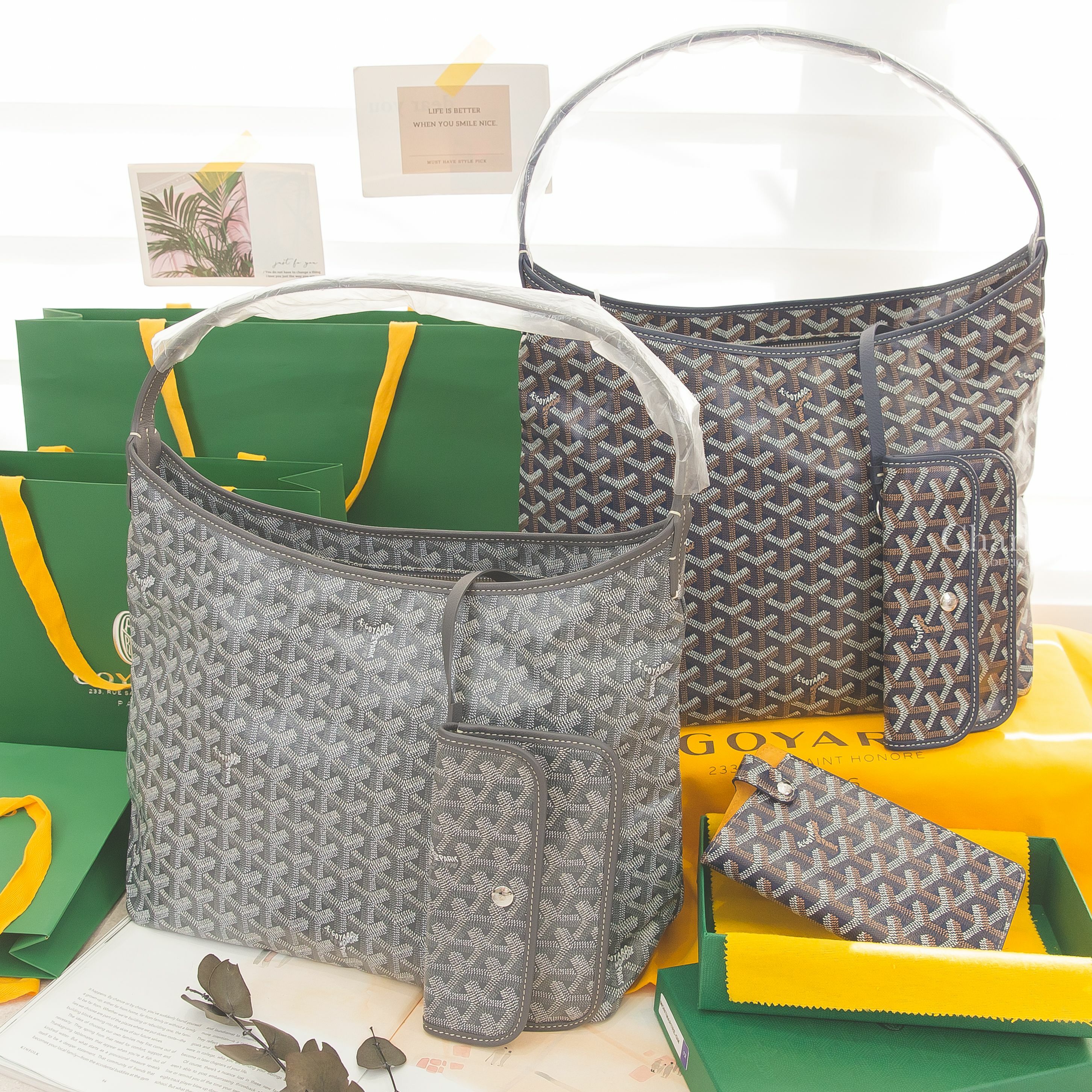 Goyard Bohème Hobo 海軍藍帆布小牛皮手提肩背包,Goyard Bohème Hobo 灰色帆布小牛皮手提肩背包,Goyard Montmartre GM Case 海軍藍牛皮扣式收納包-Charline Boutique 代購