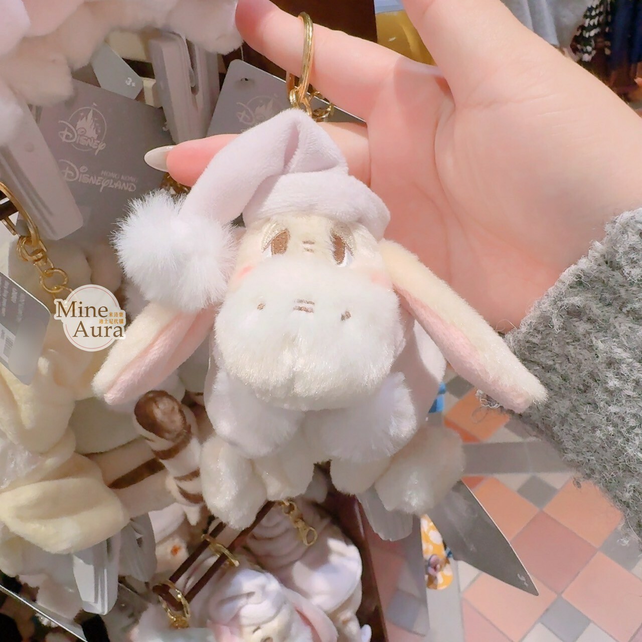 冬日甜心系列 屹耳 Eeyore 戴帽圍巾造型 絨毛 吊飾 鑰匙圈 小熊維尼 Winnie the Pooh -香港迪士尼樂園