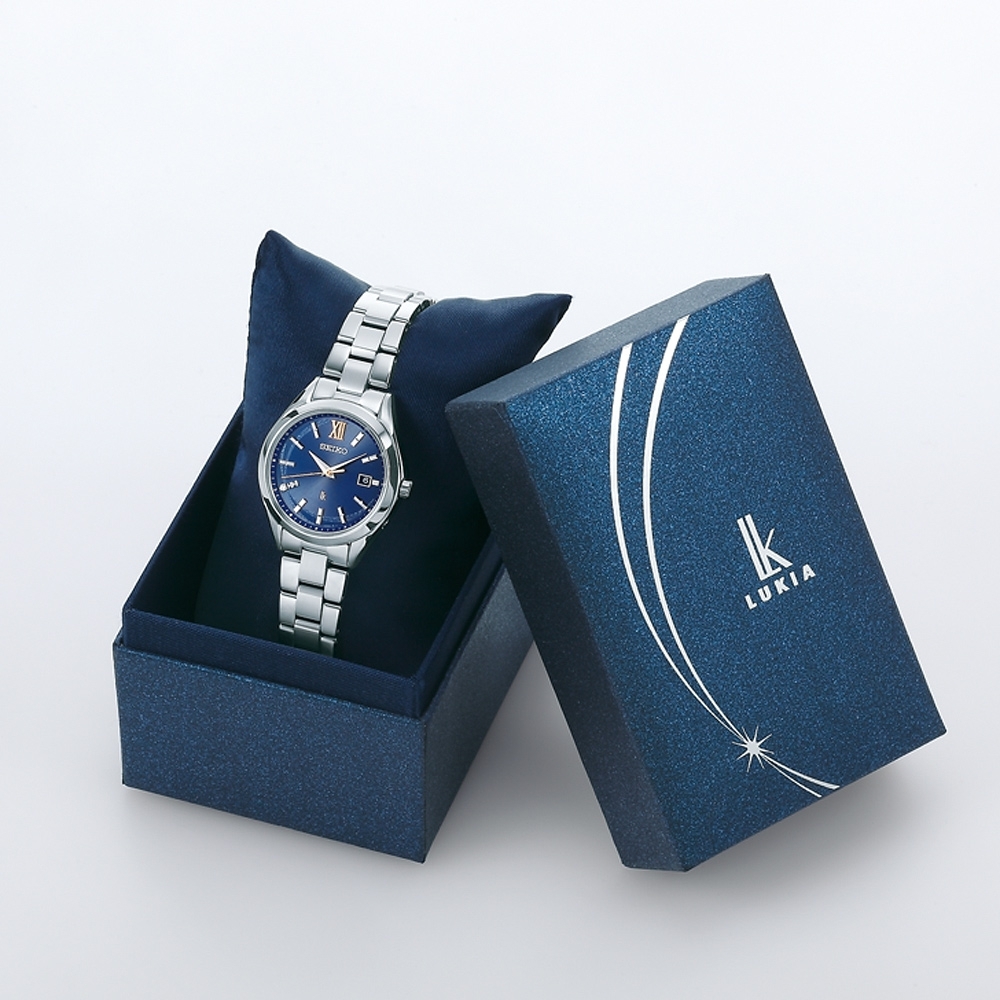 seiko,seiko lukia,seiko lukia 太陽能電波女錶