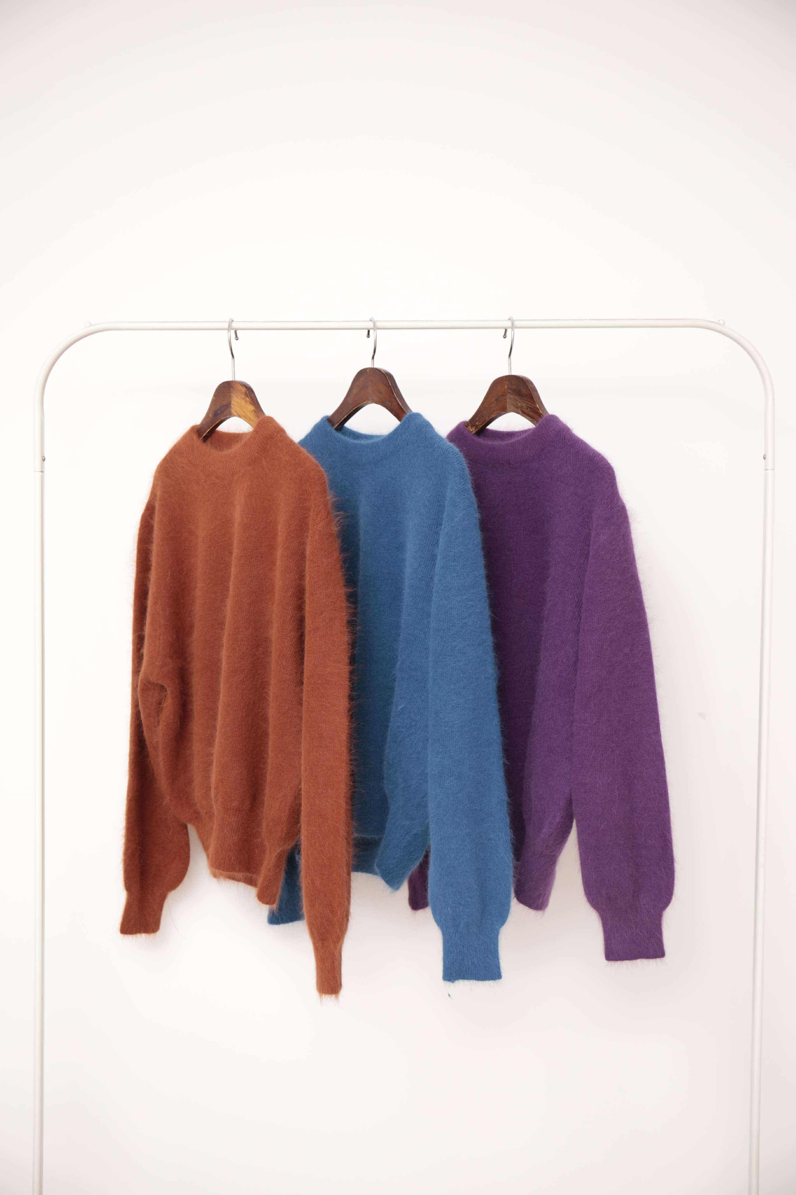 DE20 安哥拉毛圓領毛衣（現貨）