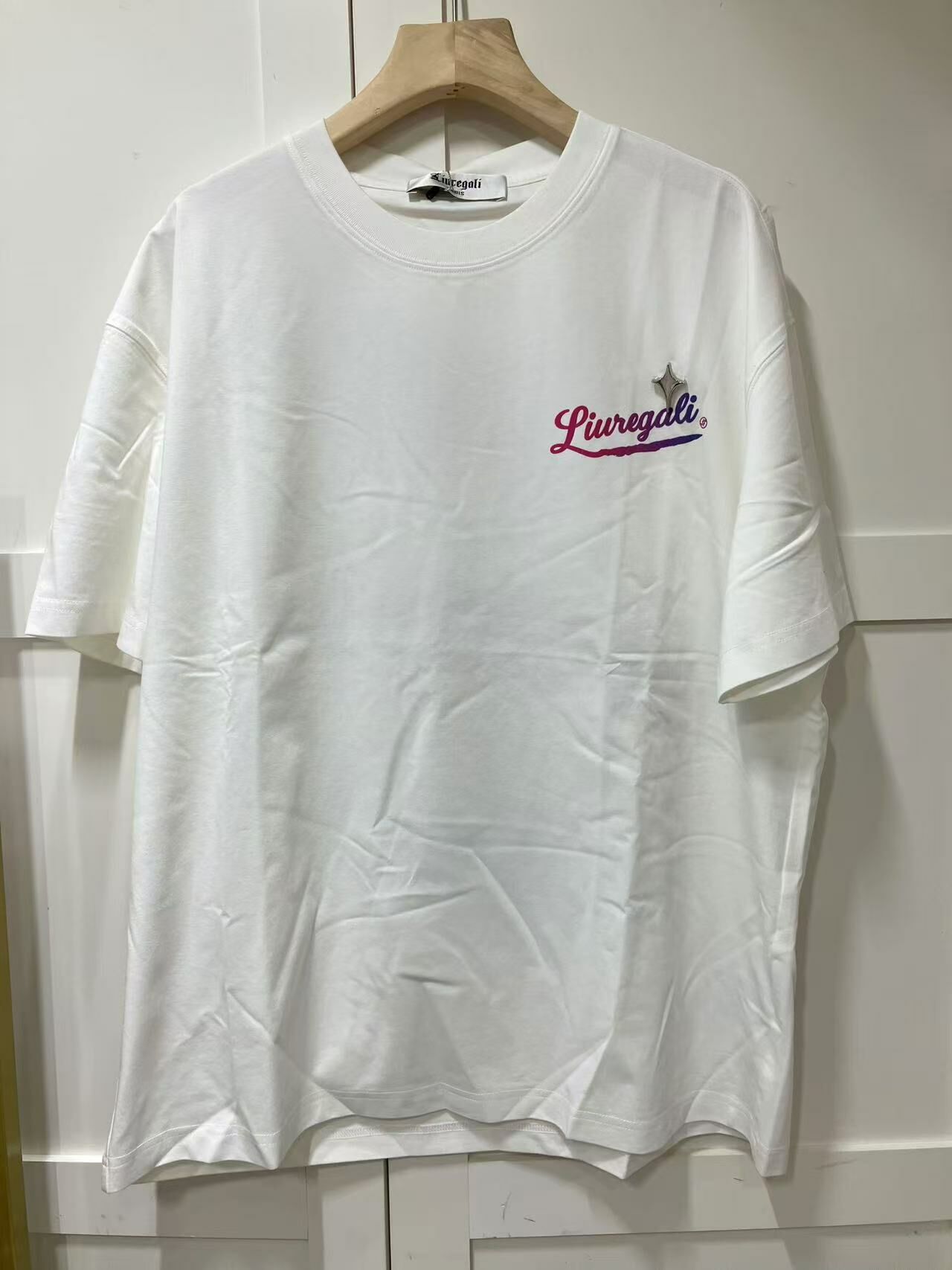 LIUREGALI 白色彩色LOGO TEE -M