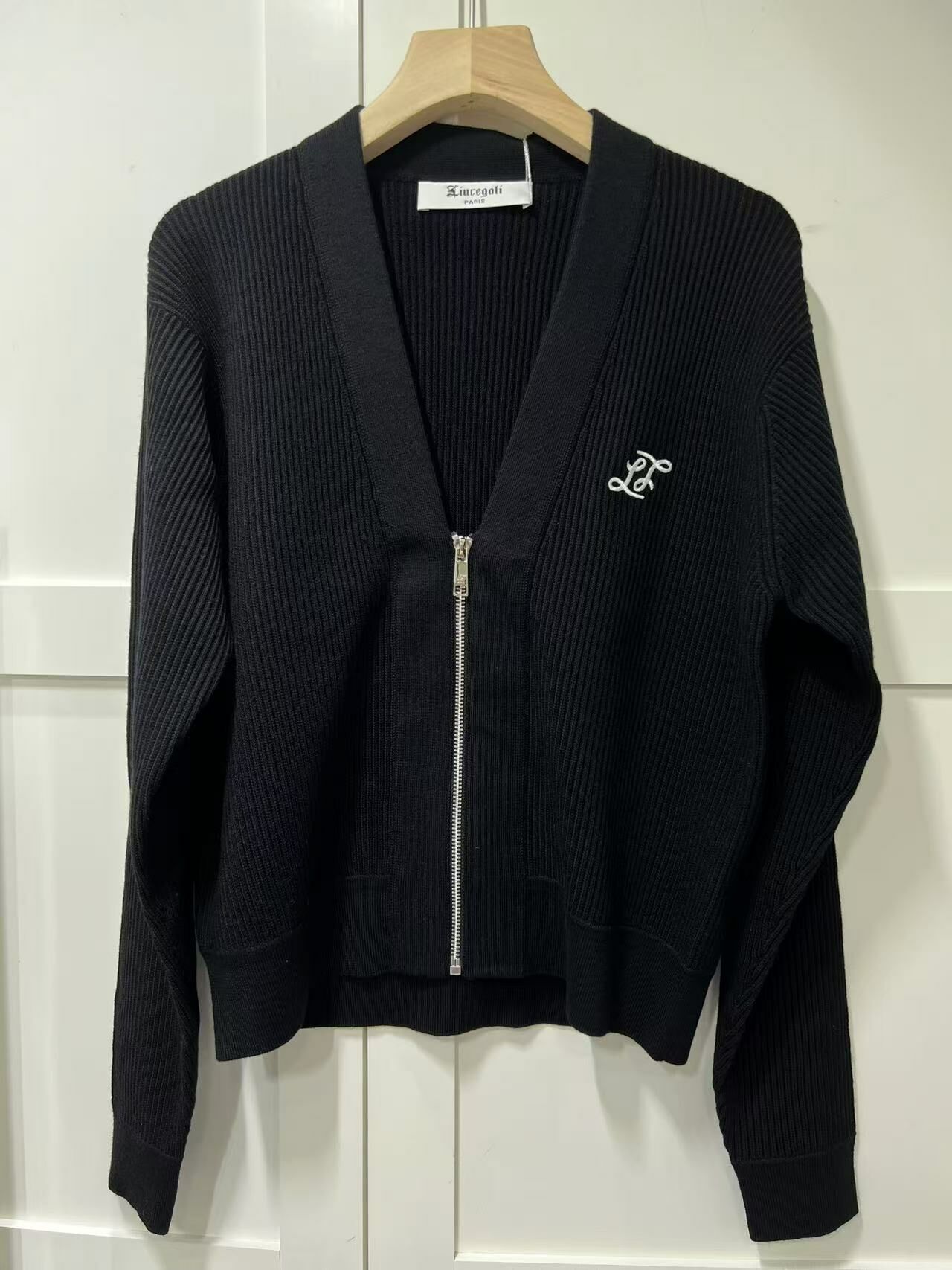 LIUREGALI 黑色拉鏈開衫 -M