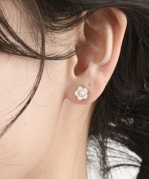 MARY QUANT / Small Daisy Earrings