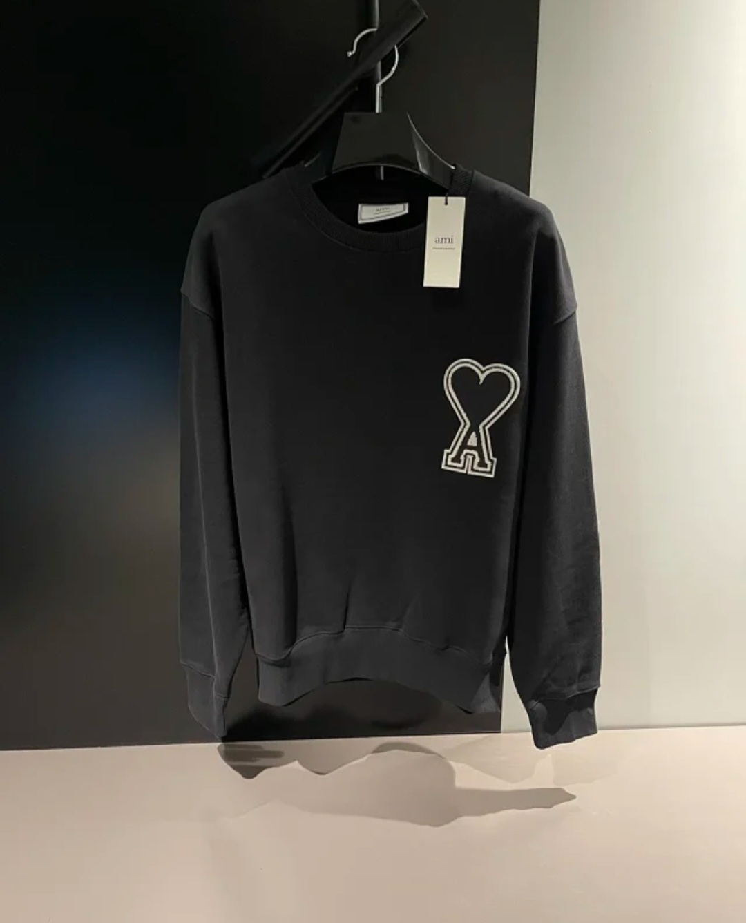 AMI 編織大愛心圓領衞衣 男女同款