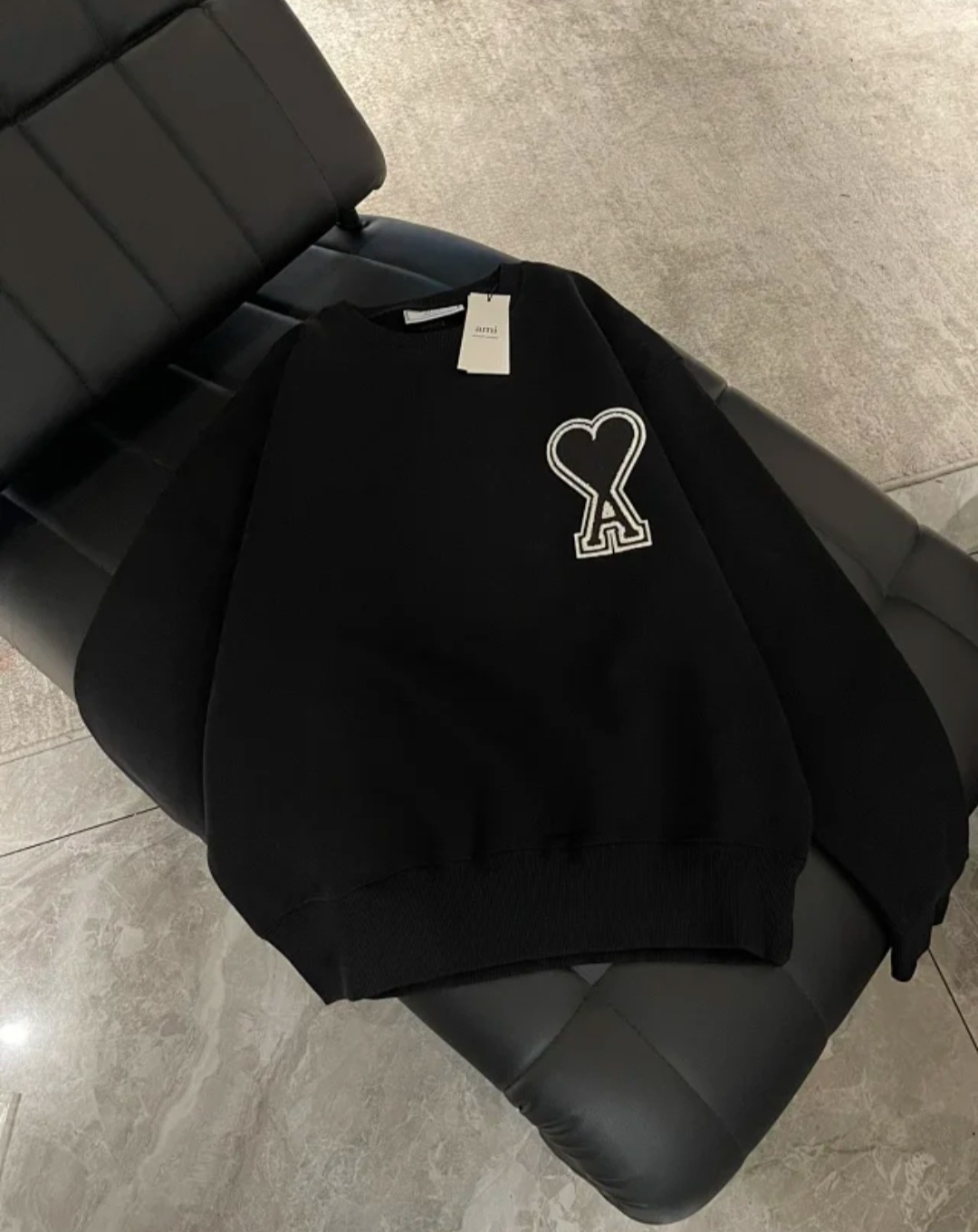 AMI 編織大愛心圓領衞衣 男女同款