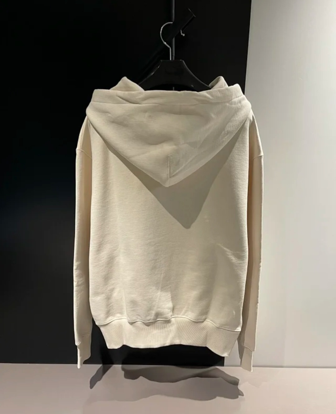 Ami 純色大愛心 有帽衞衣 圓領衛衣