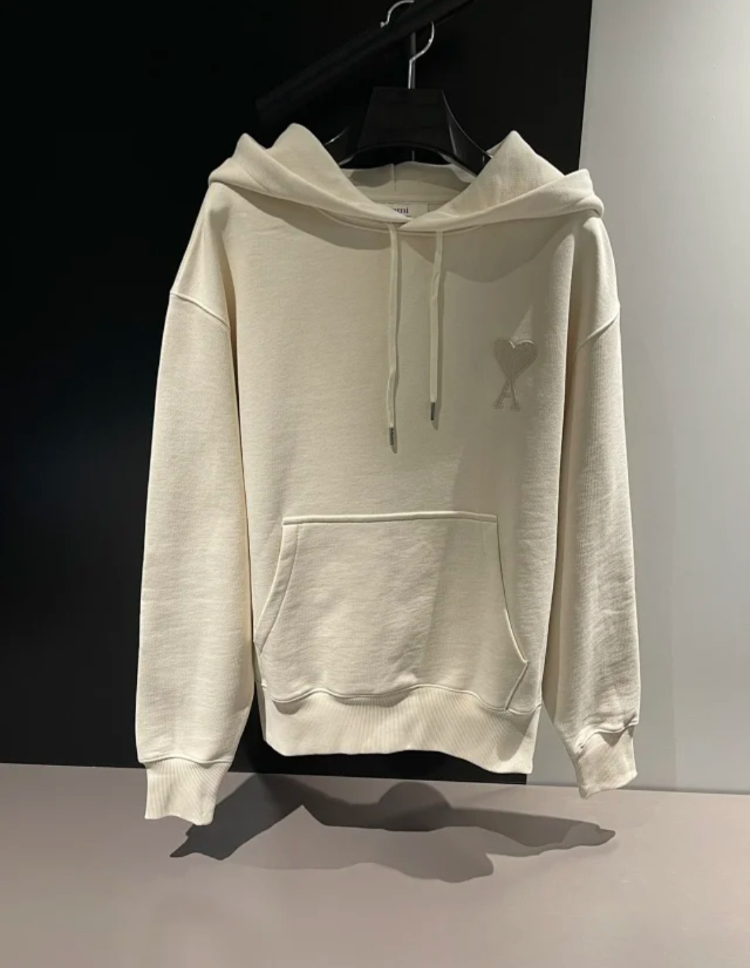 Ami 純色大愛心 有帽衞衣 圓領衛衣