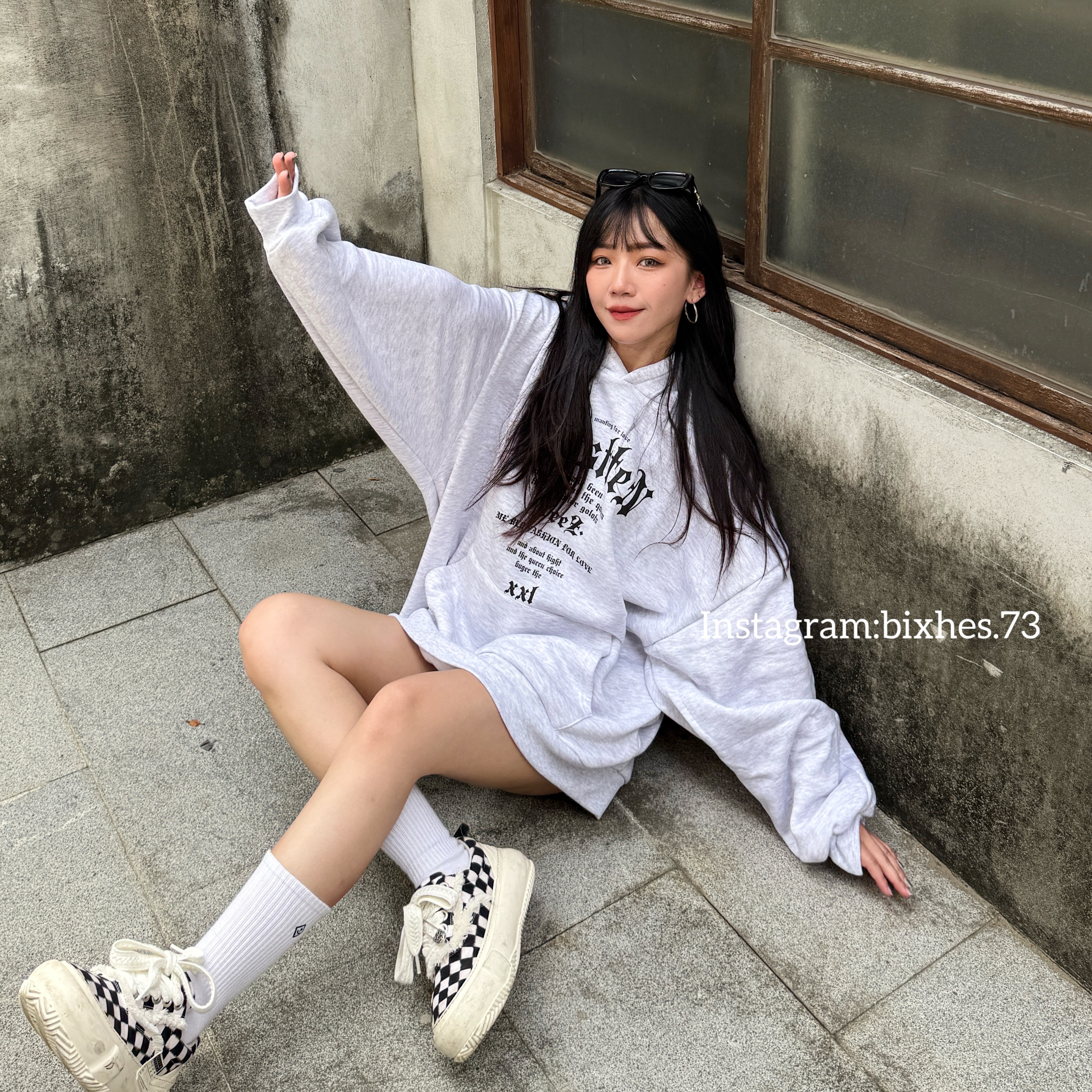 歌德字刷毛帽T(B00046)