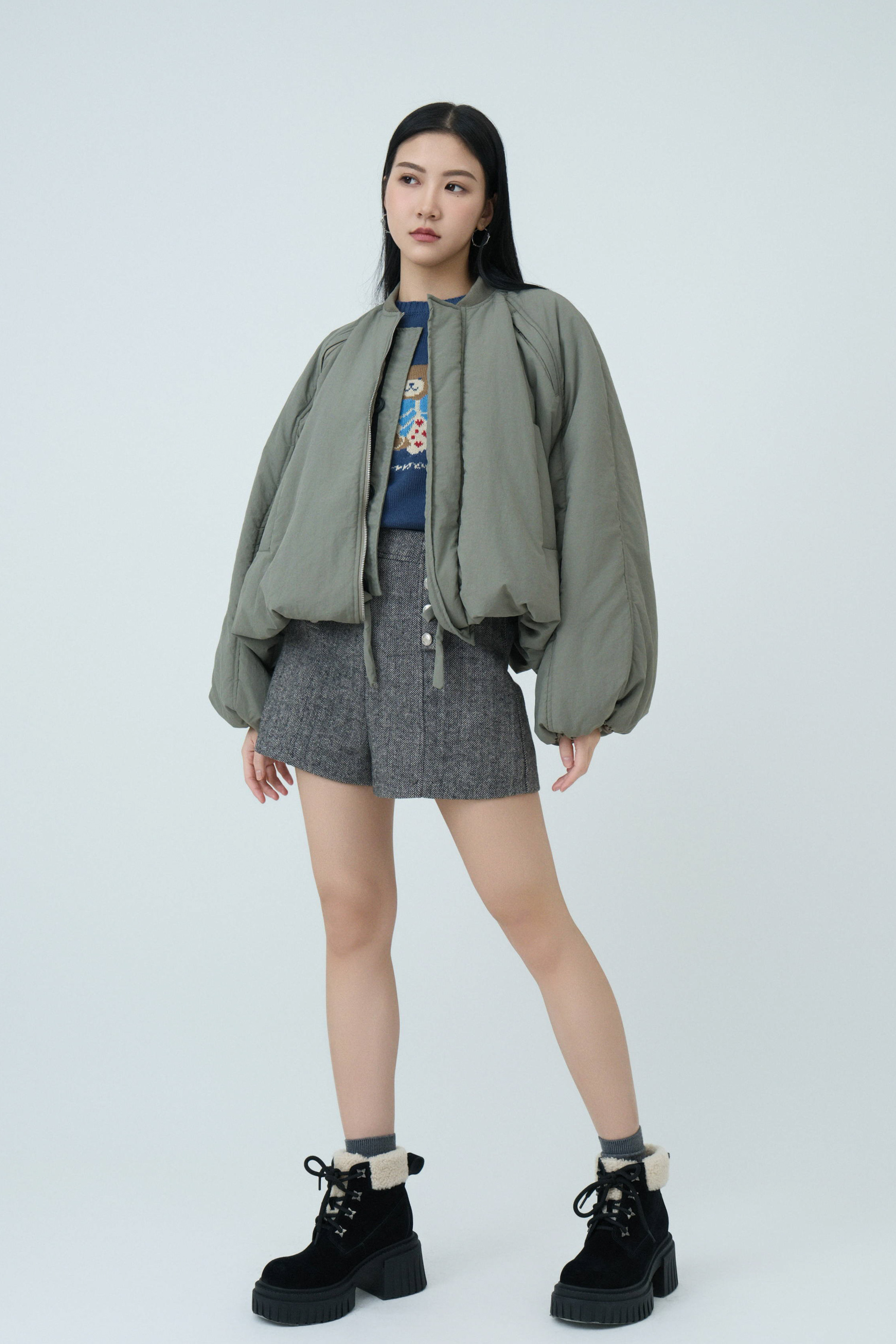 FW24_0225（外套＋上衣+短褲）