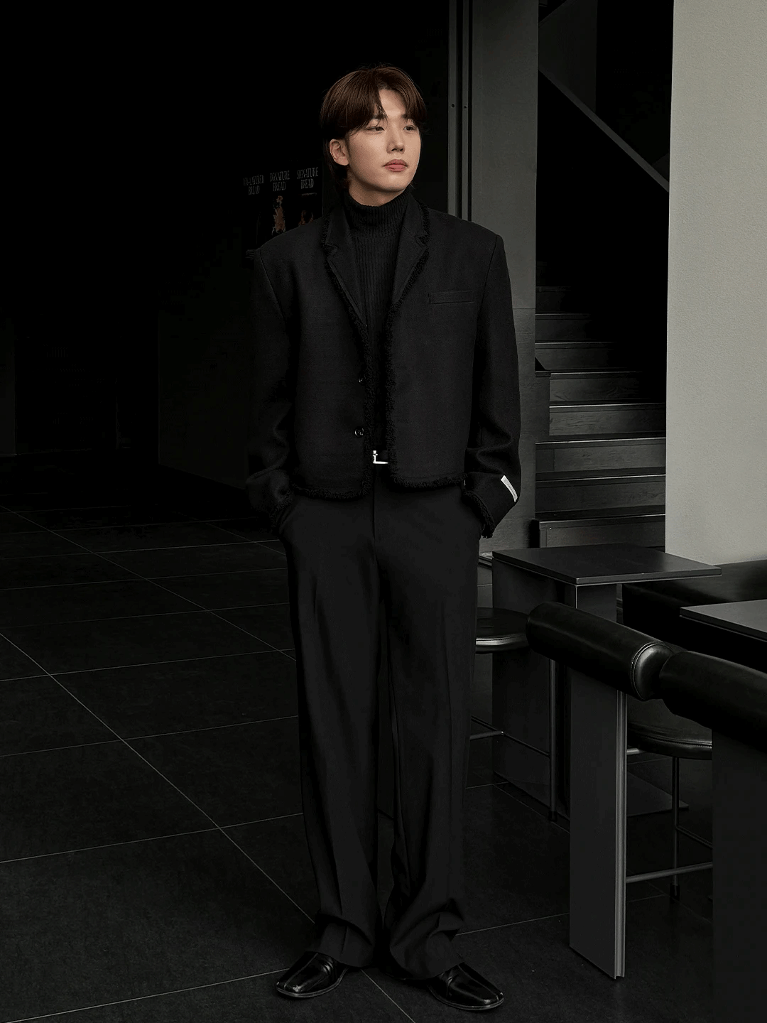 半寬開衩休閒西裝褲