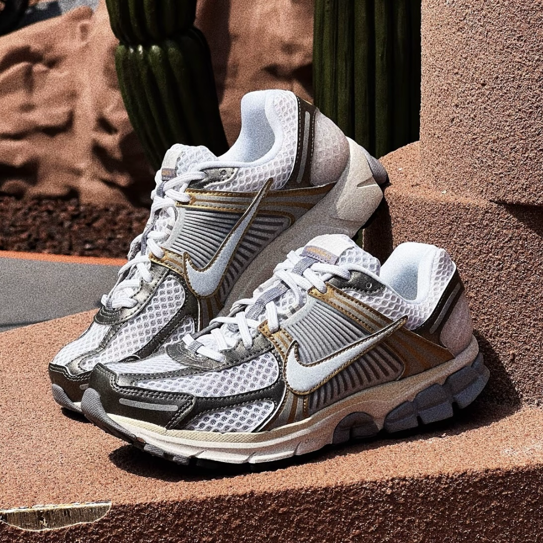 Nike Zoom Vomero 5 鉑金 金屬 灰橘 金牌配色 復古 運動鞋 休閒鞋