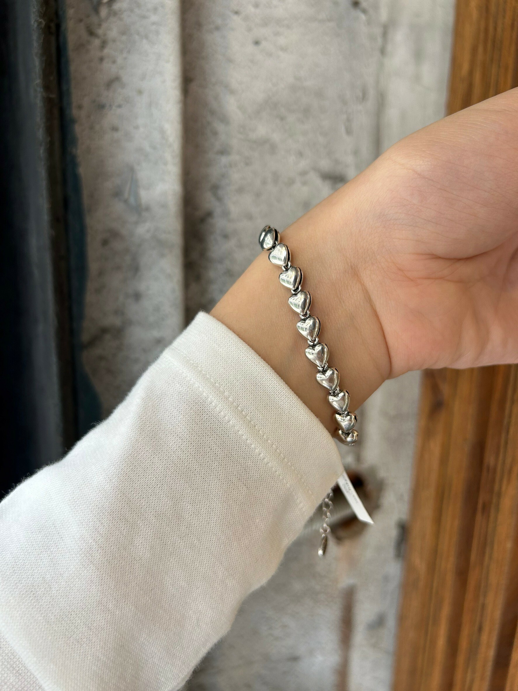 [LAUGHTER] Heart chain bracelet