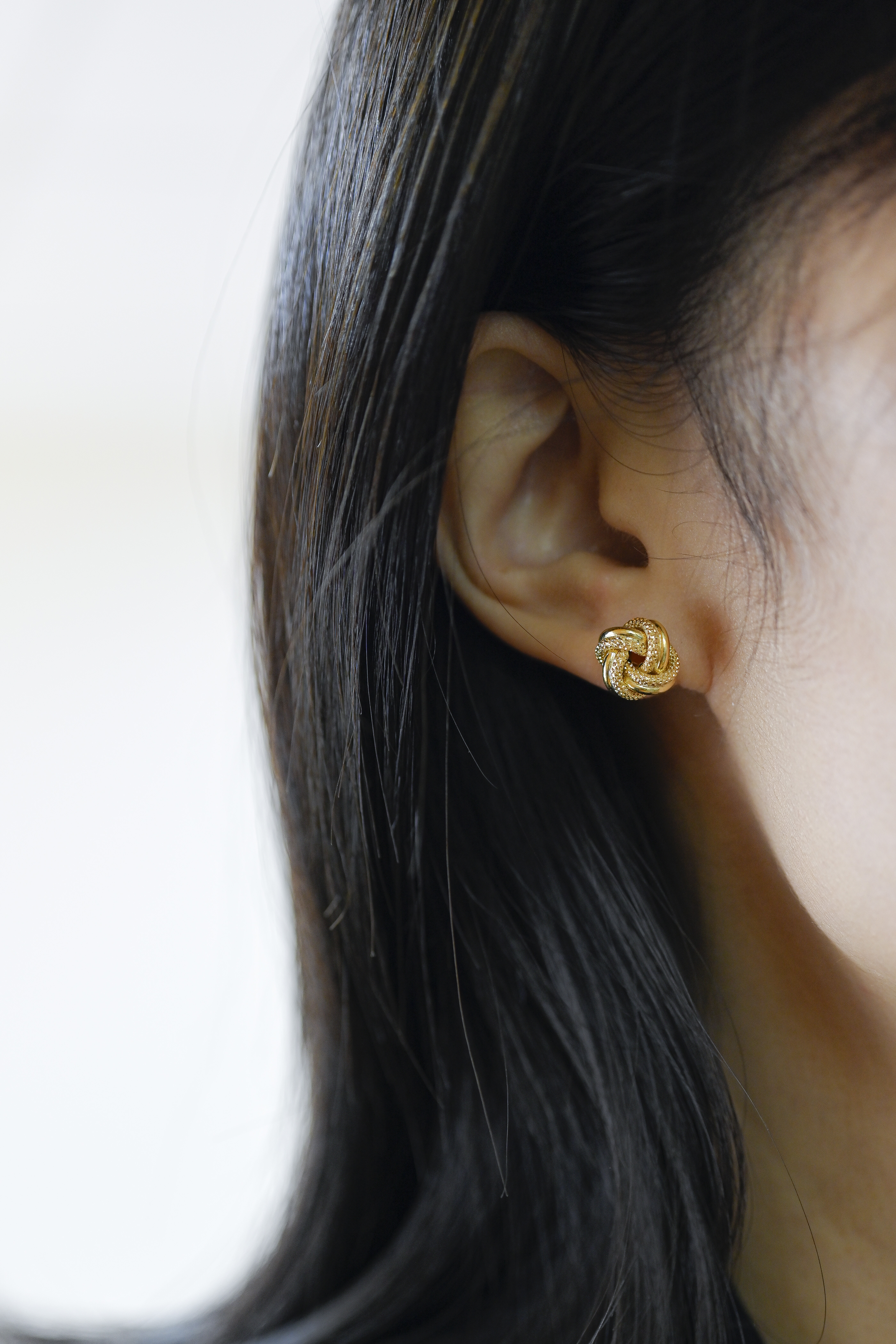 18K Knot Earring