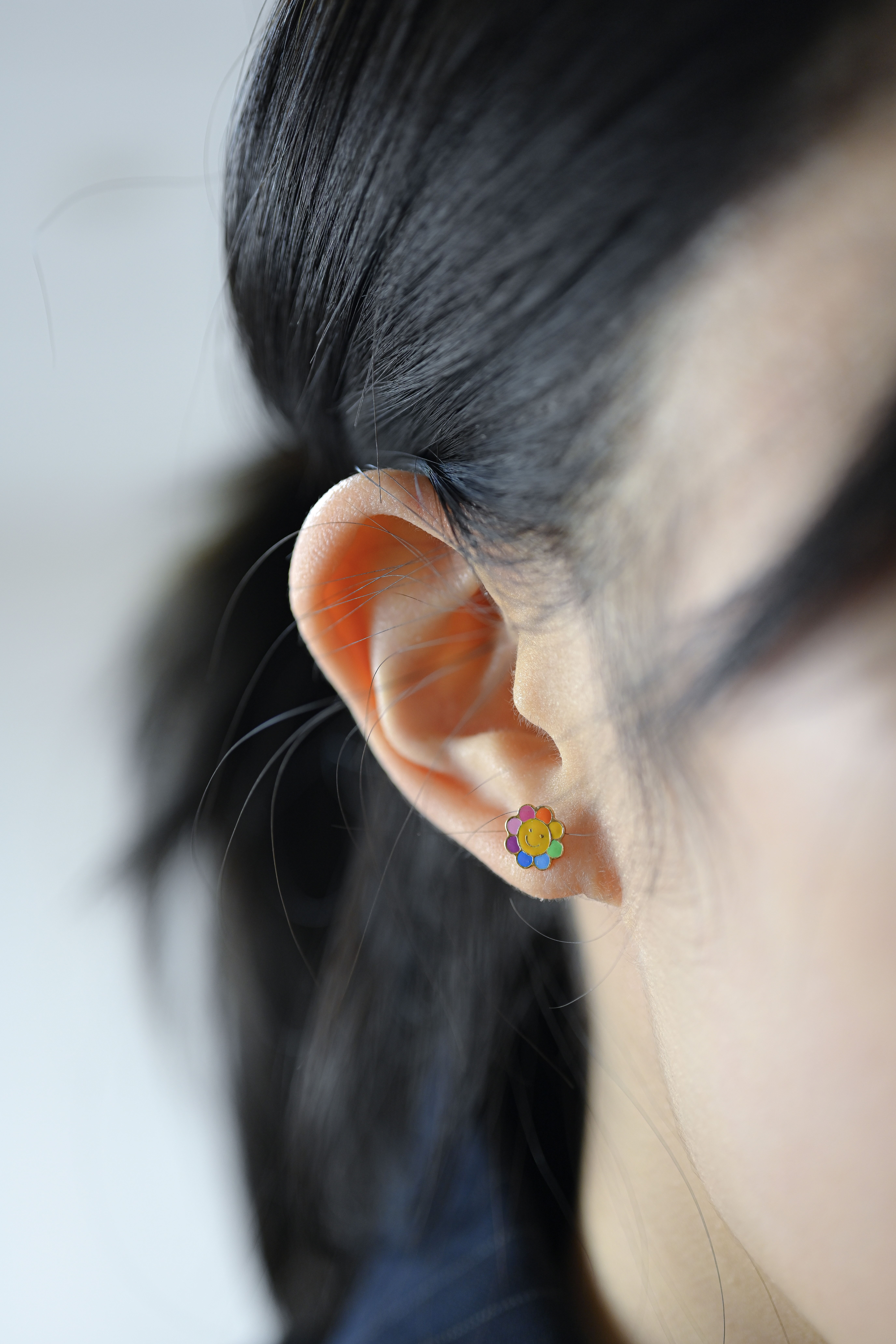 18K Enamel Smiley Sunflower Earring