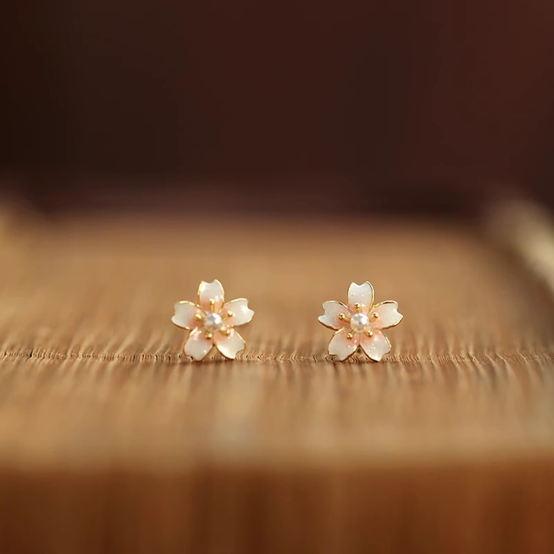 山茶花純銀耳針