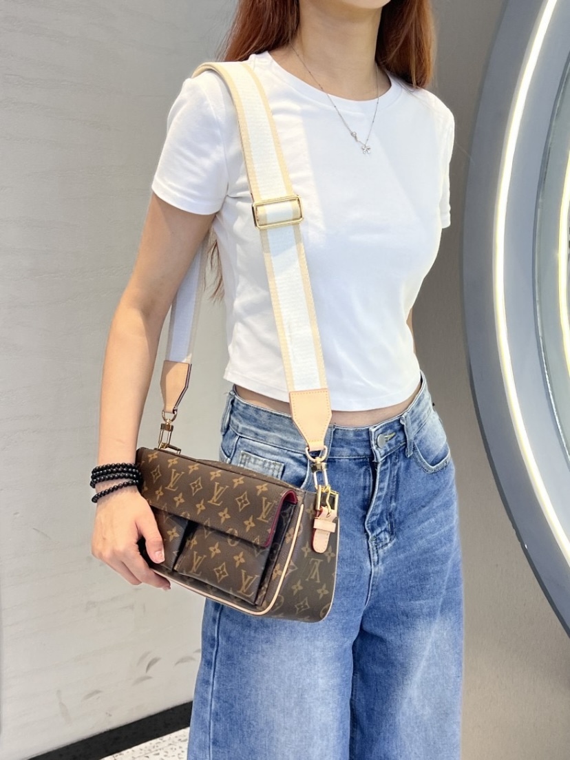 LOUIS VUITTON LV Vivacité Monogram 帆布手袋