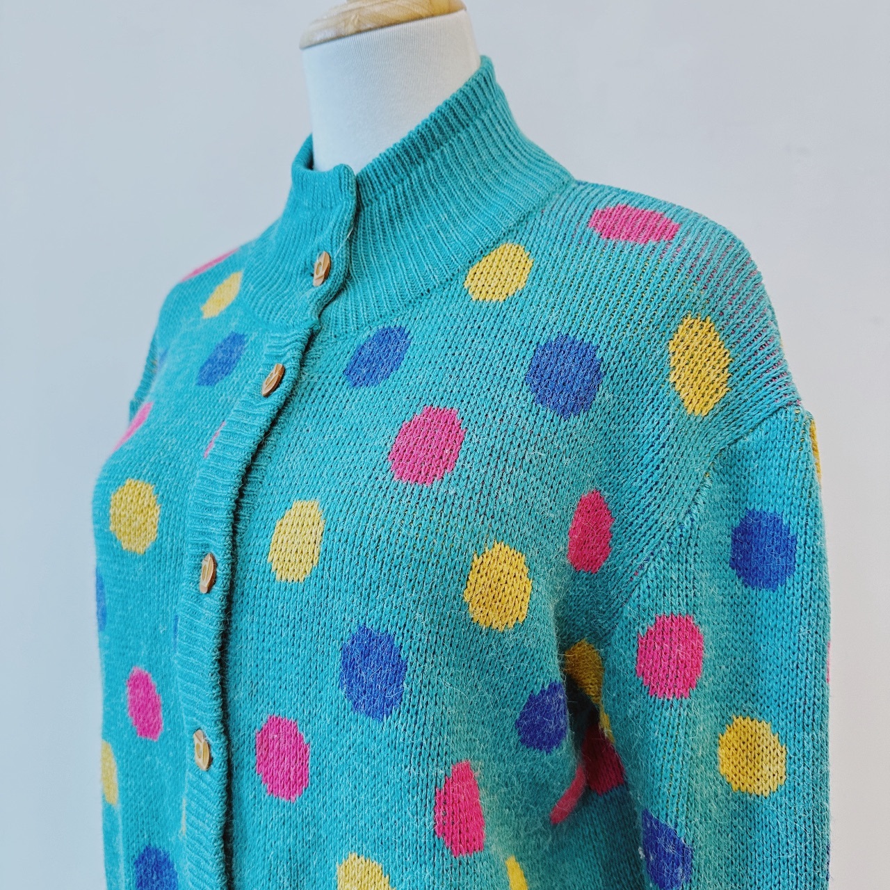 湖水綠可愛彩色波點毛衣