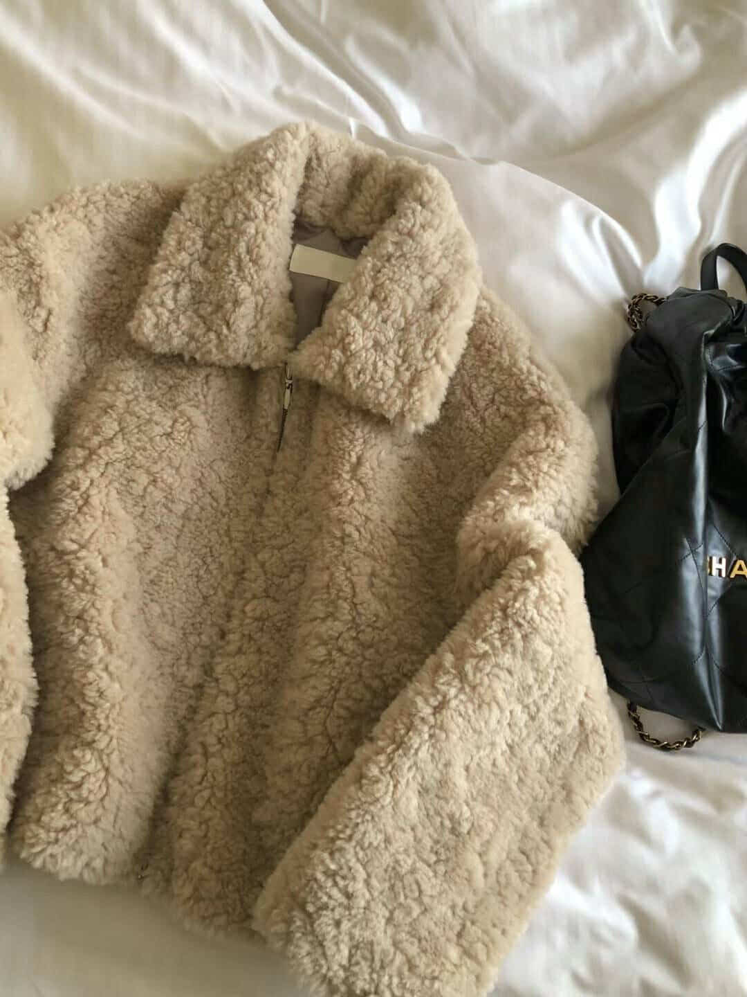 QC15 超柔軟羊毛翻領拉鍊外套