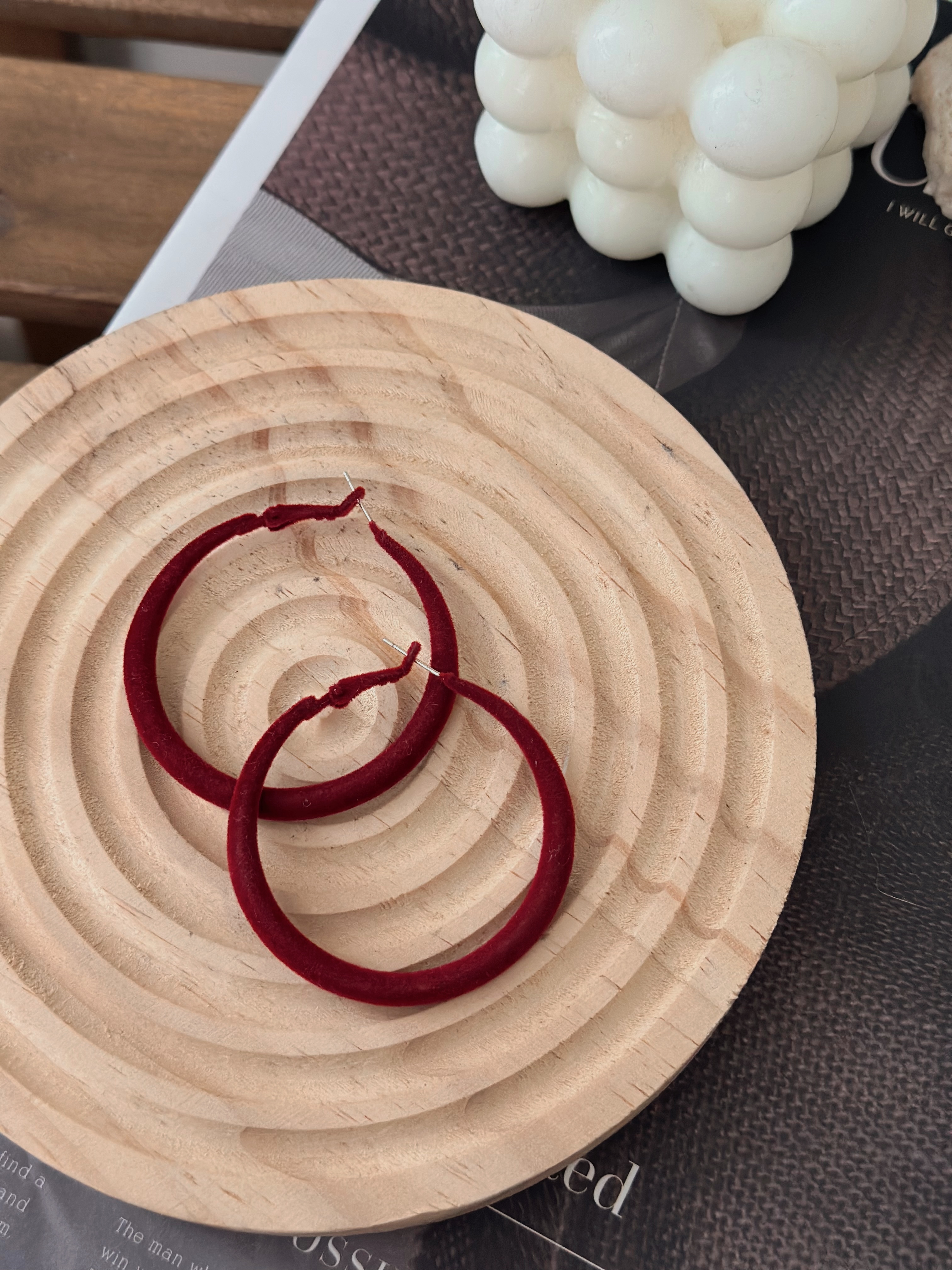 Esme Round  Earring - D48