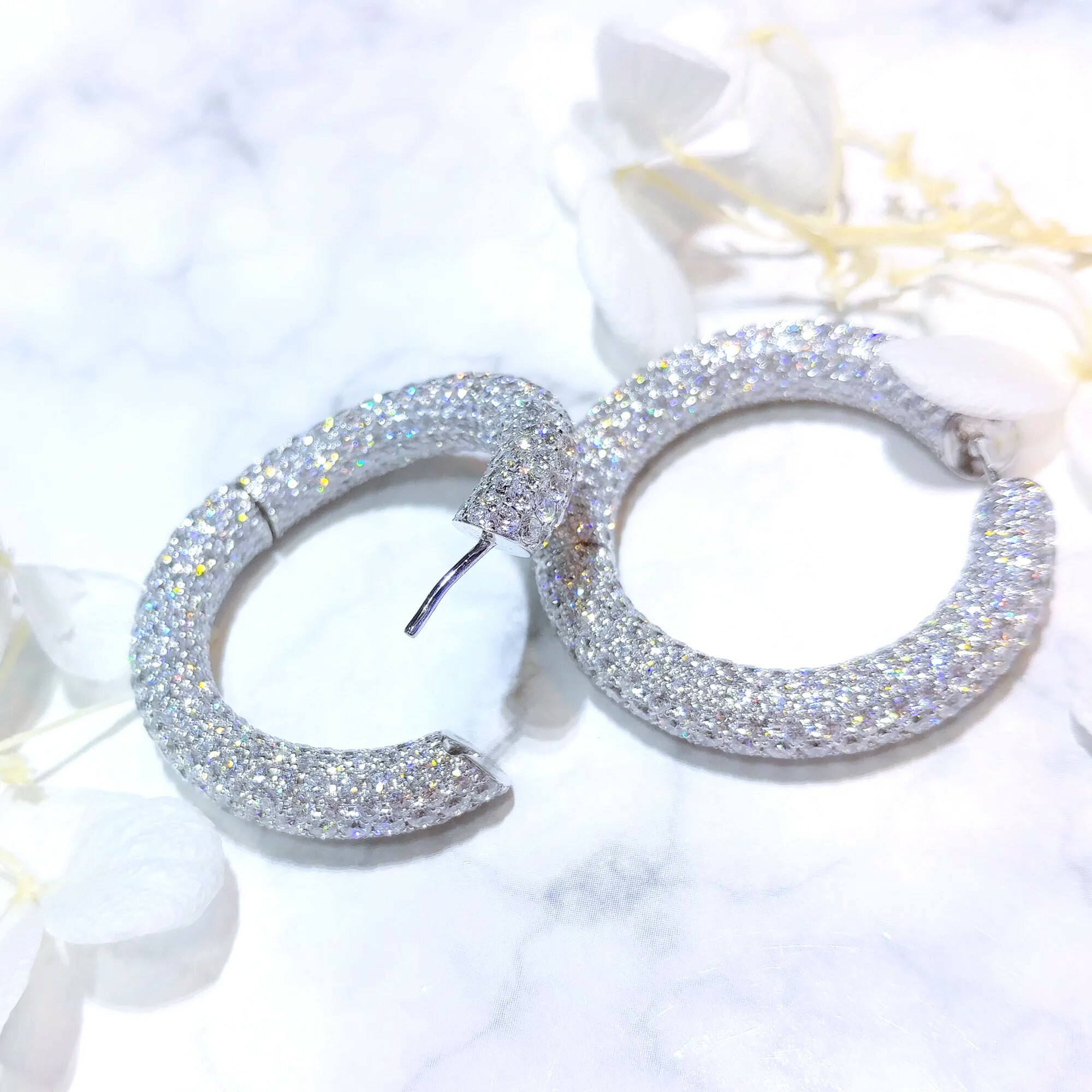 18K White Gold 13.55ct Diamond Earrings