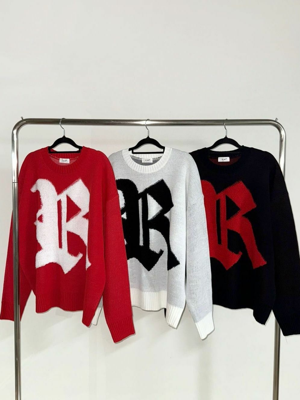 圓領英文字針織衫 3.14-065T