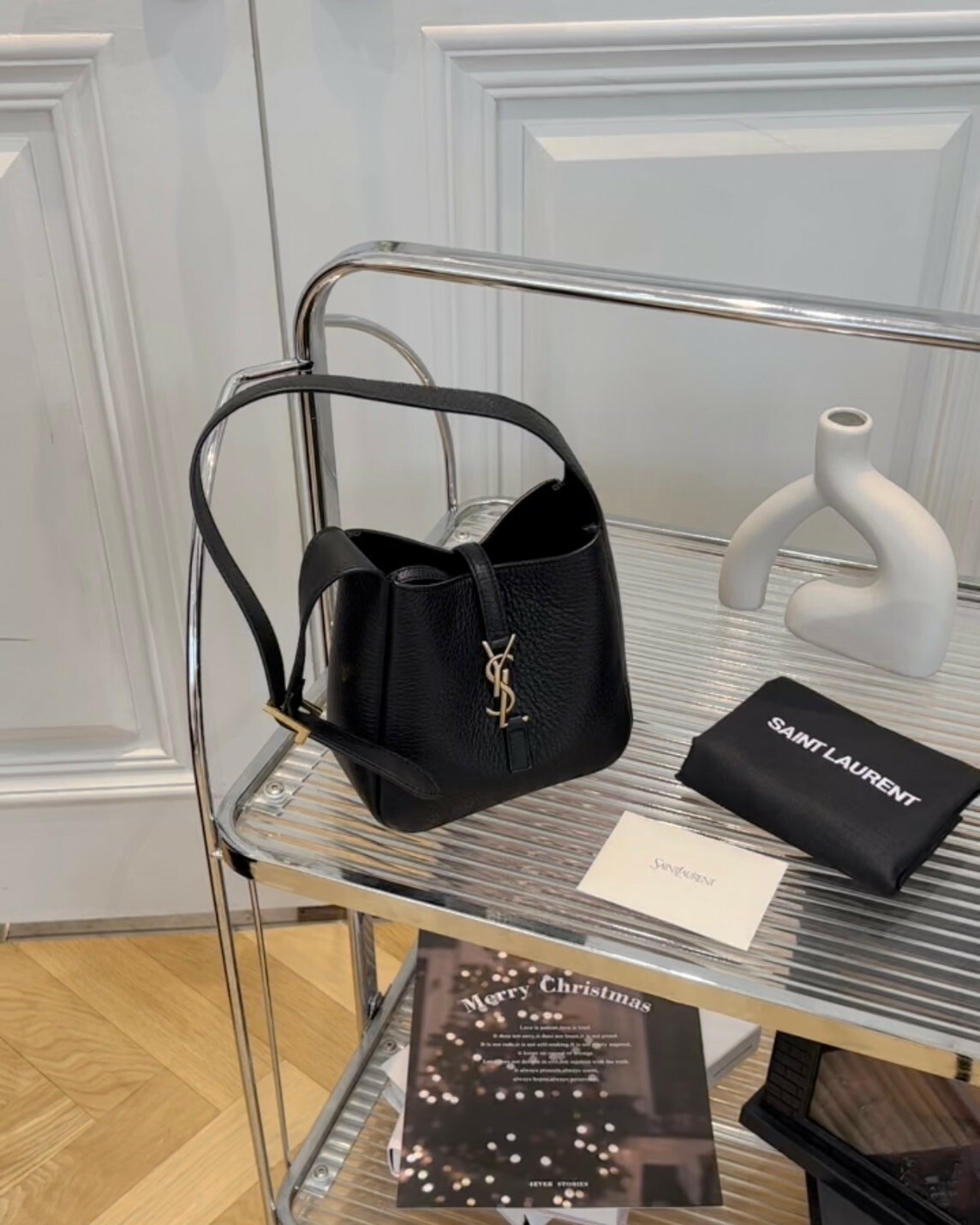 YSL｜LE5À7 BABY粒面 HOBO 黑色