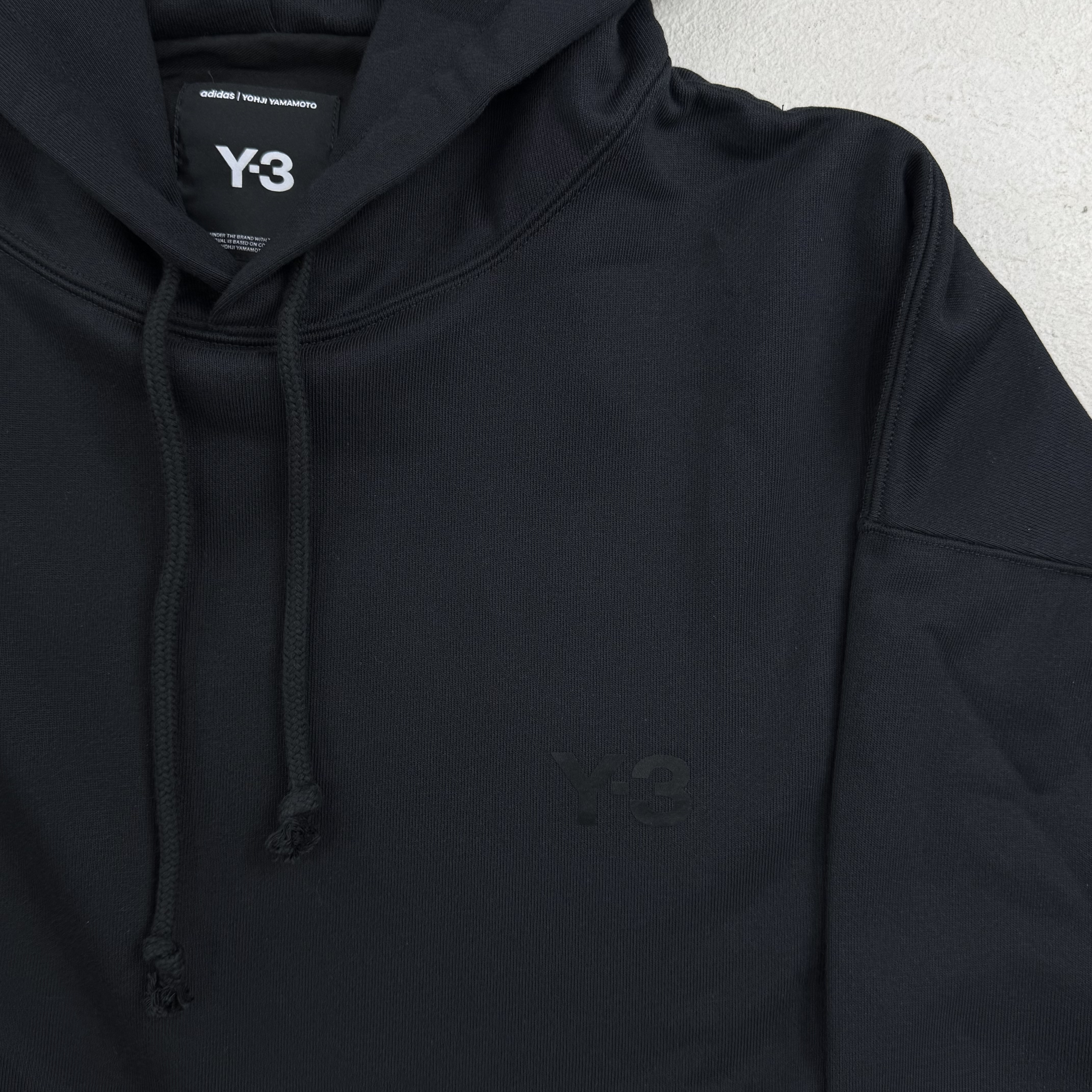 Y-3 小LOGO帽T【IW0078】