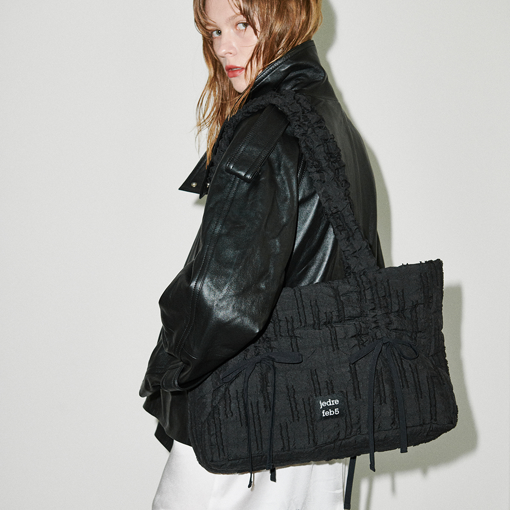 ★ JEDREFEB5★ puffer shoulder bag J525ASH001 Designer fashion, Seoul-fully created | W Concept