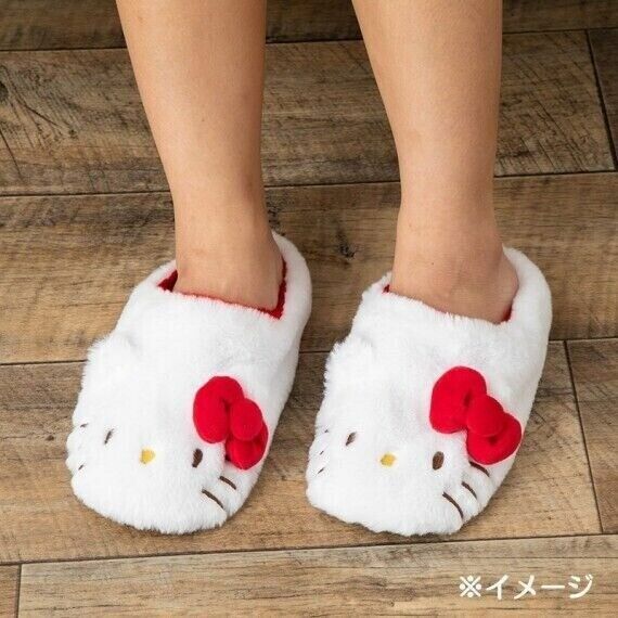 日本 Sanrio 成人滑滑毛毛拖鞋 室內用