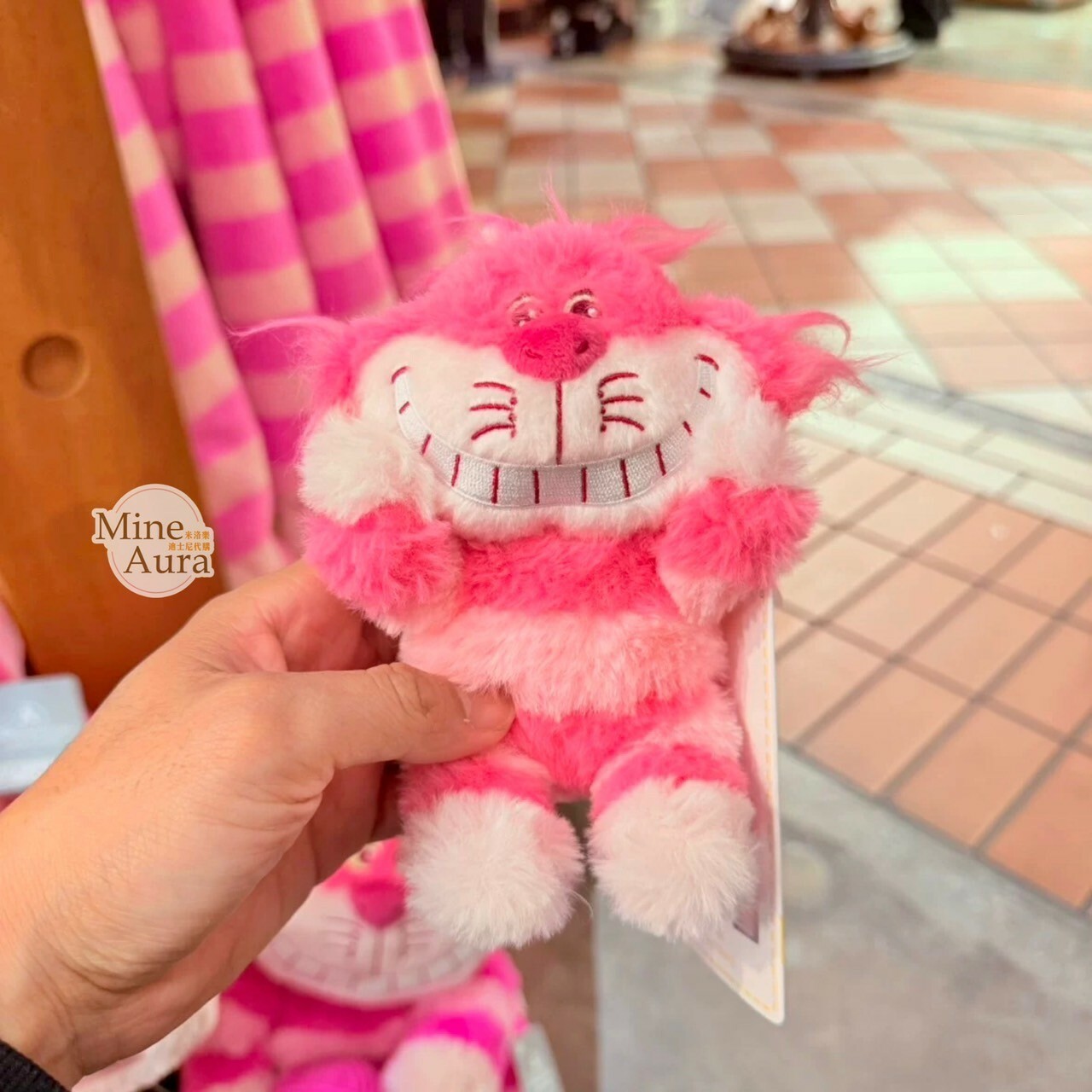爪爪派對系列 柴郡貓 The Cheshire Cat 妙妙貓 迷你寶寶系列 磁鐵 坐肩 絨毛 娃娃 公仔 愛麗絲夢遊仙境 Alice in Wonderland -上海迪士尼樂園