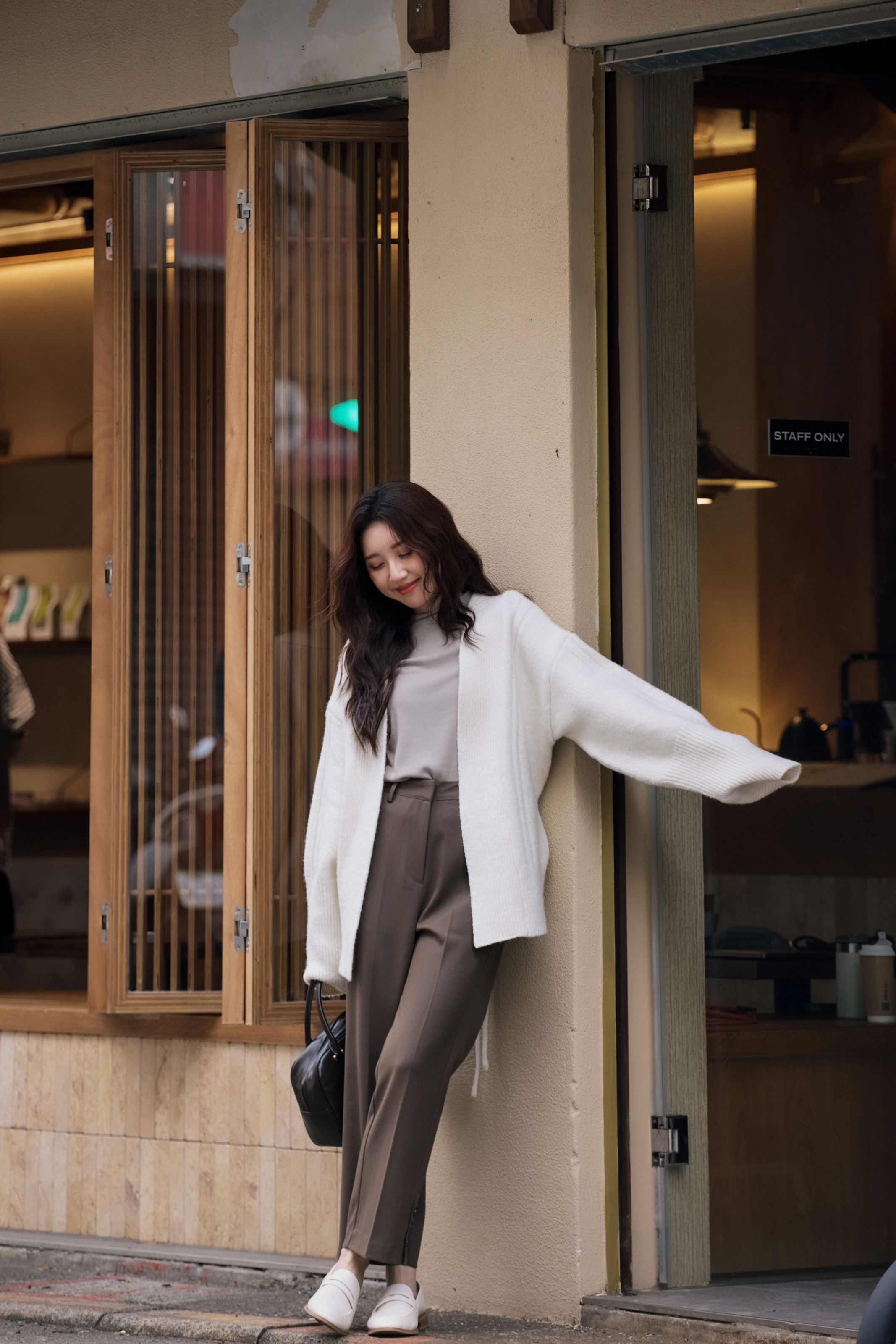 親膚針織開襟毛衣