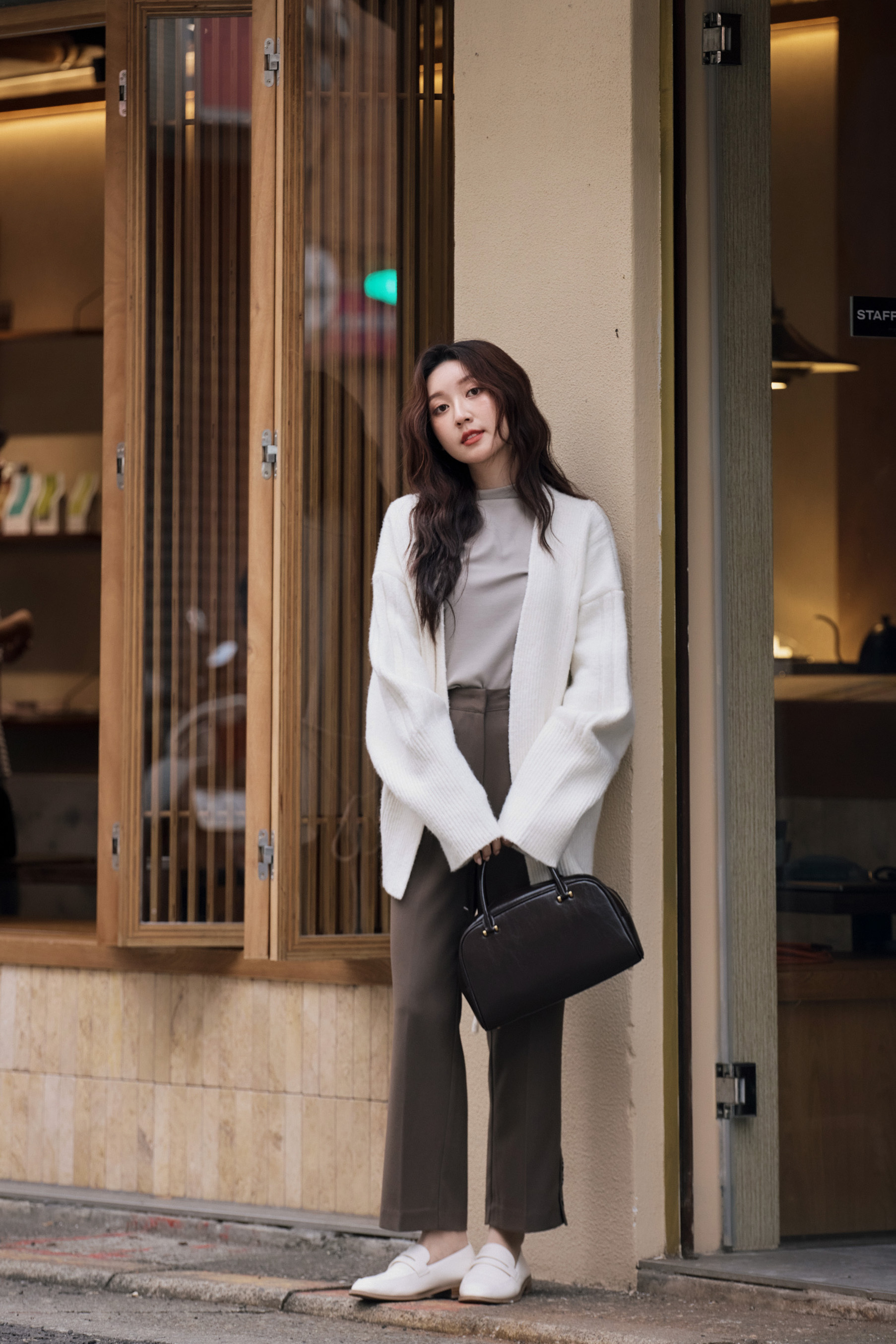 親膚針織開襟毛衣