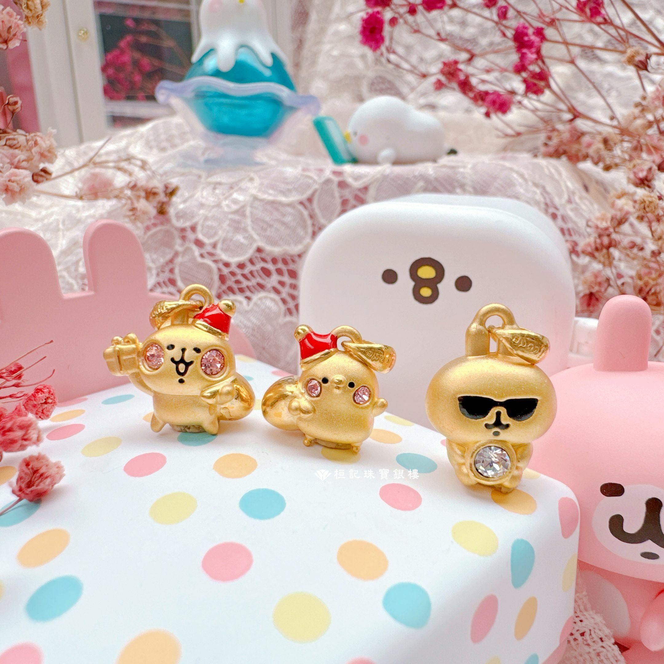 卡娜赫拉的小動物 聖誕粉紅兔兔/聖誕P助/酷酷粉紅兔兔 黃金墜子