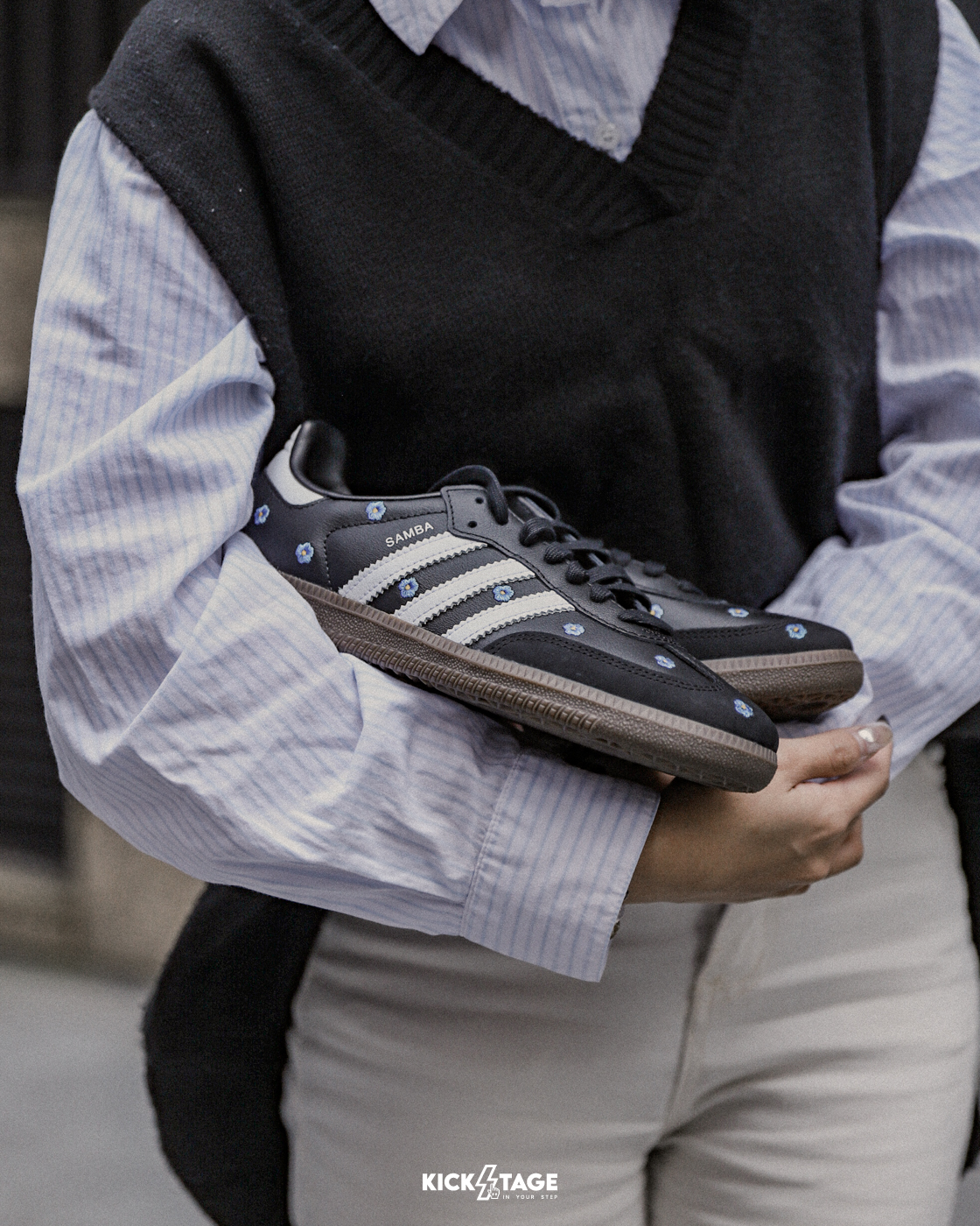 女鞋 ADIDAS SAMBA OG 黑色 皮革 小雛菊刺繡 麂皮 橡膠底 德訓鞋 扁鞋 休閒鞋【IF4397】