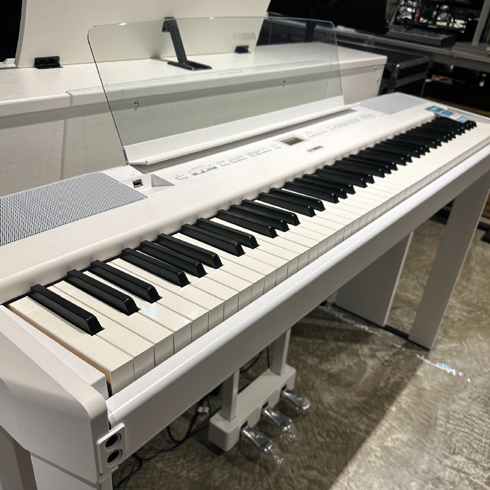 【展示出清 享新品保固】Yamaha 【展示出清 享新品保固】Yamaha / P515WH 數位鋼琴 (全配含琴架+踏板+琴椅+變壓器)(白色) — 三峽鍵盤 / 鋼琴