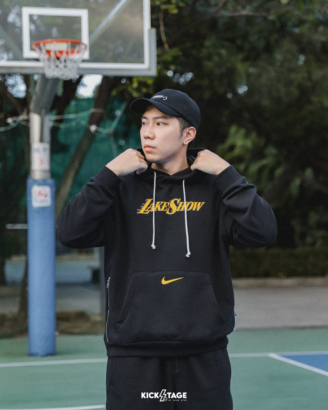 男女款 NIKE LOS ANGELES LAKERS PRINT LOOSE HOODIE 黑色 湖人 毛巾底 帽T【FZ0487-010】