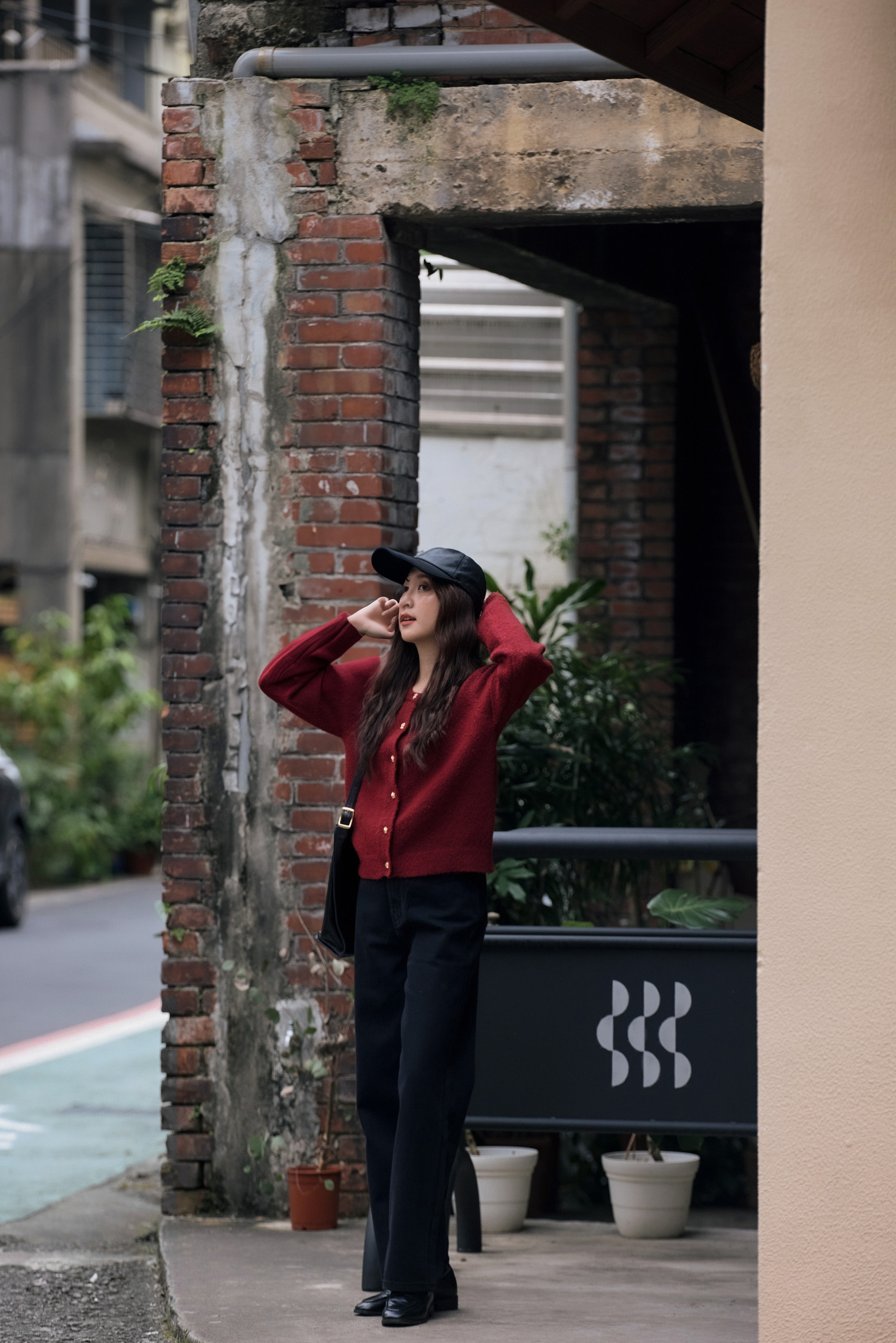 guten made/捨不得換 極致長腿牛仔直筒褲-純黑