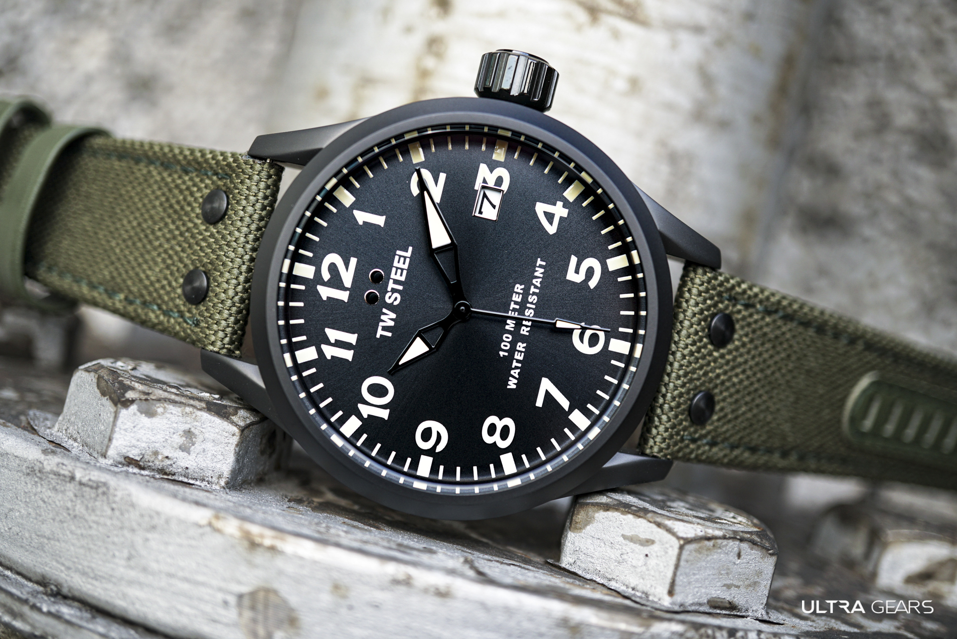 TW Steel VOLANTE 黑色深灰面大三針 VS102